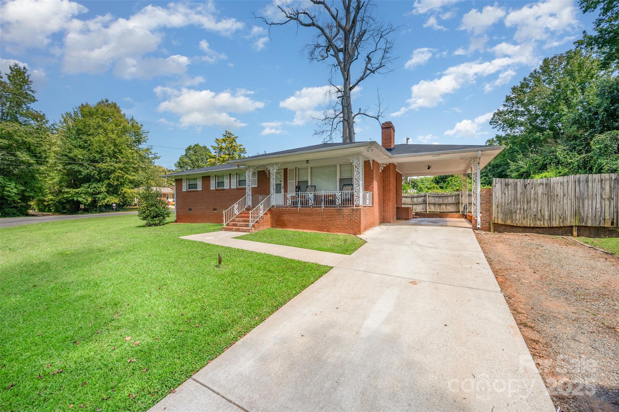 Briarwood Terrace - Residential