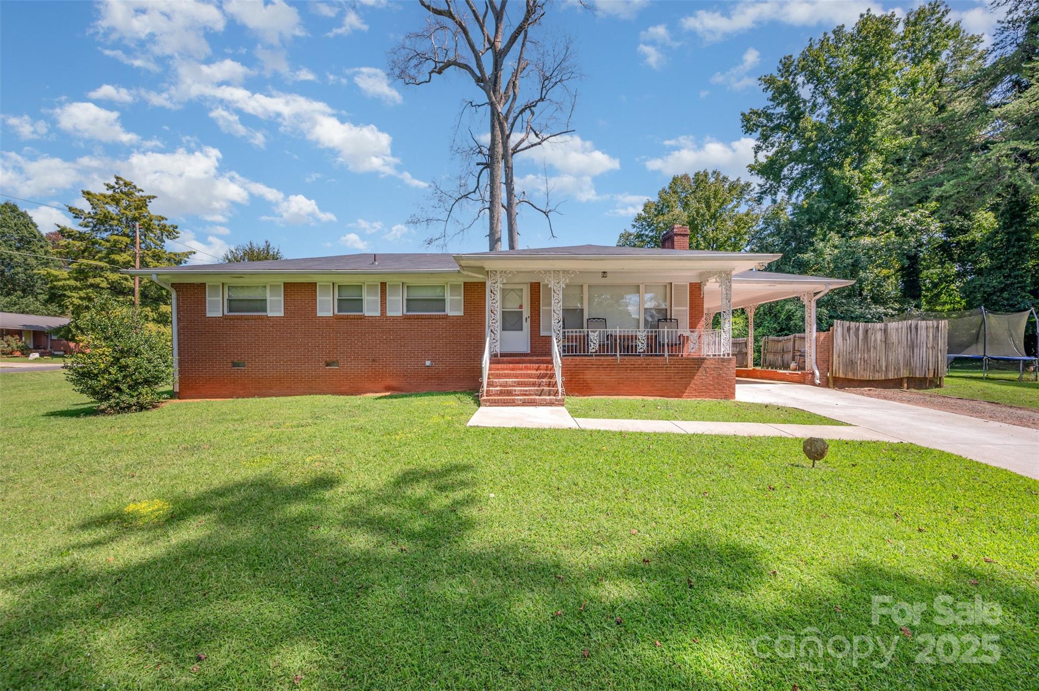 Briarwood Terrace - Residential