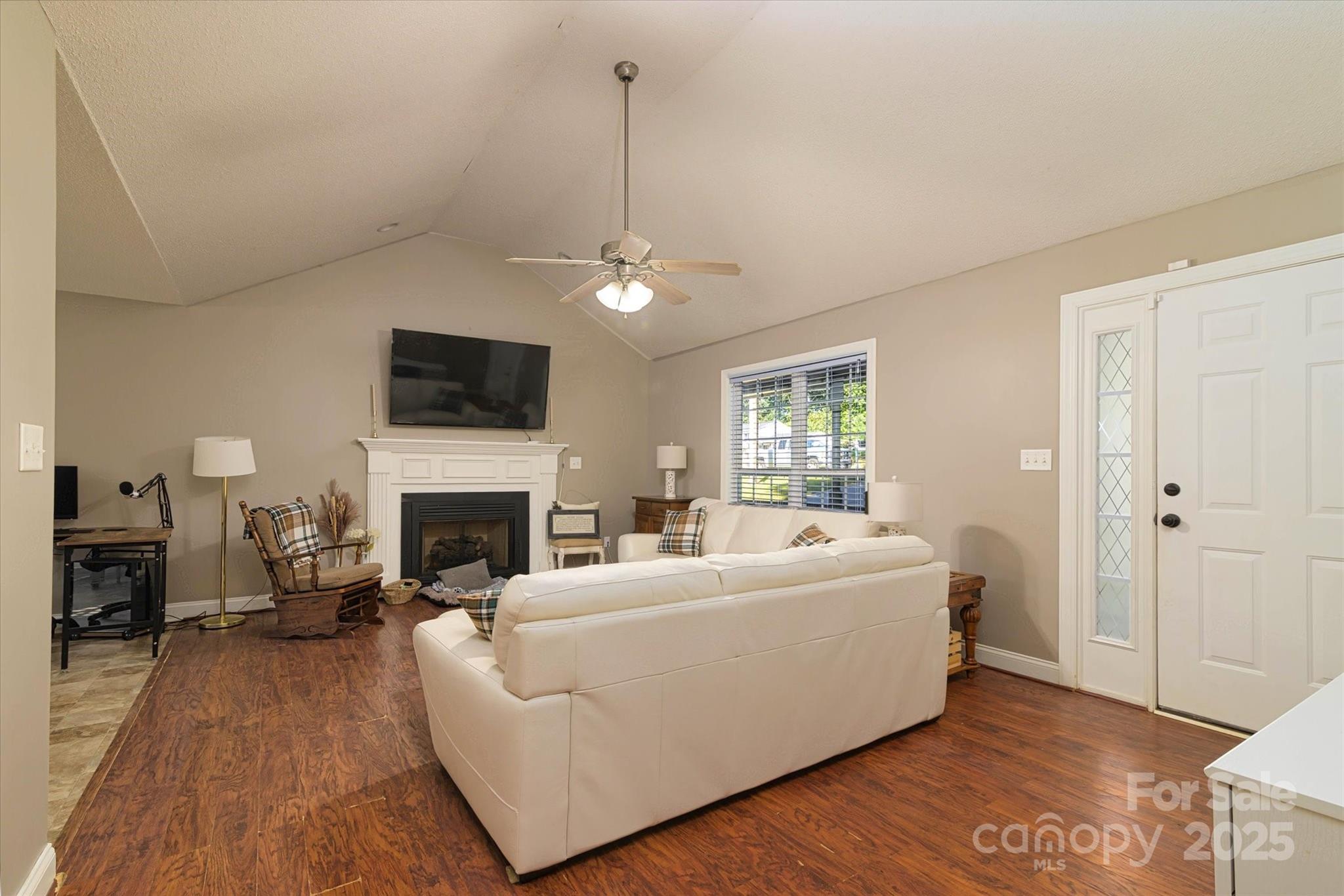 Ragin Estates - Residential