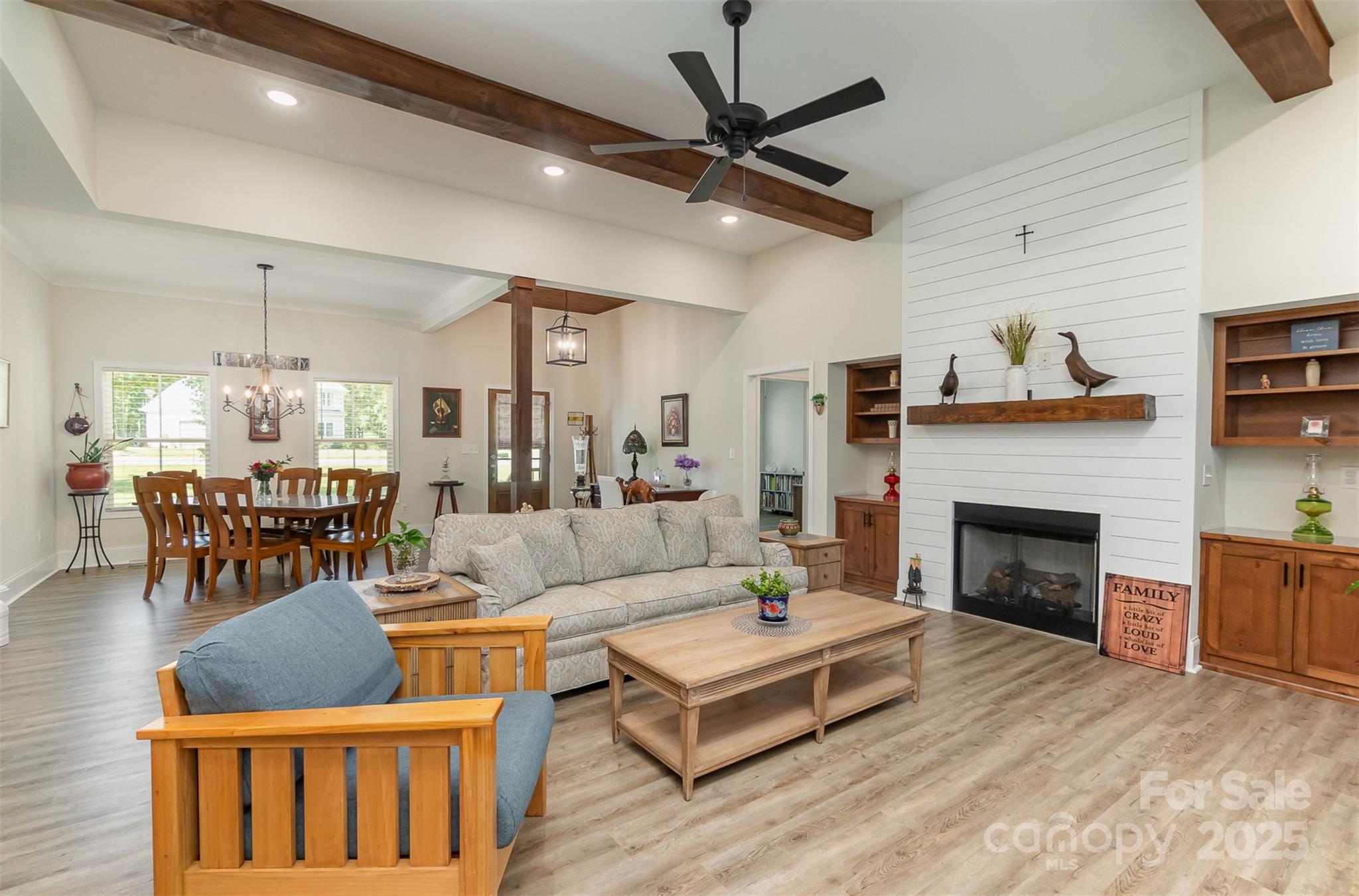 Sanders Landing - Residential