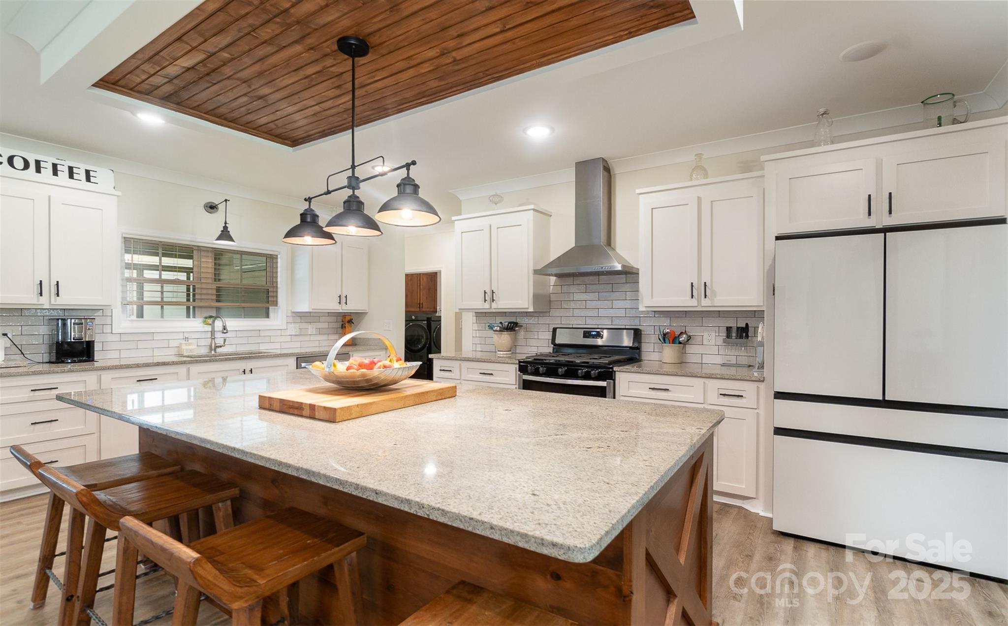 Sanders Landing - Residential