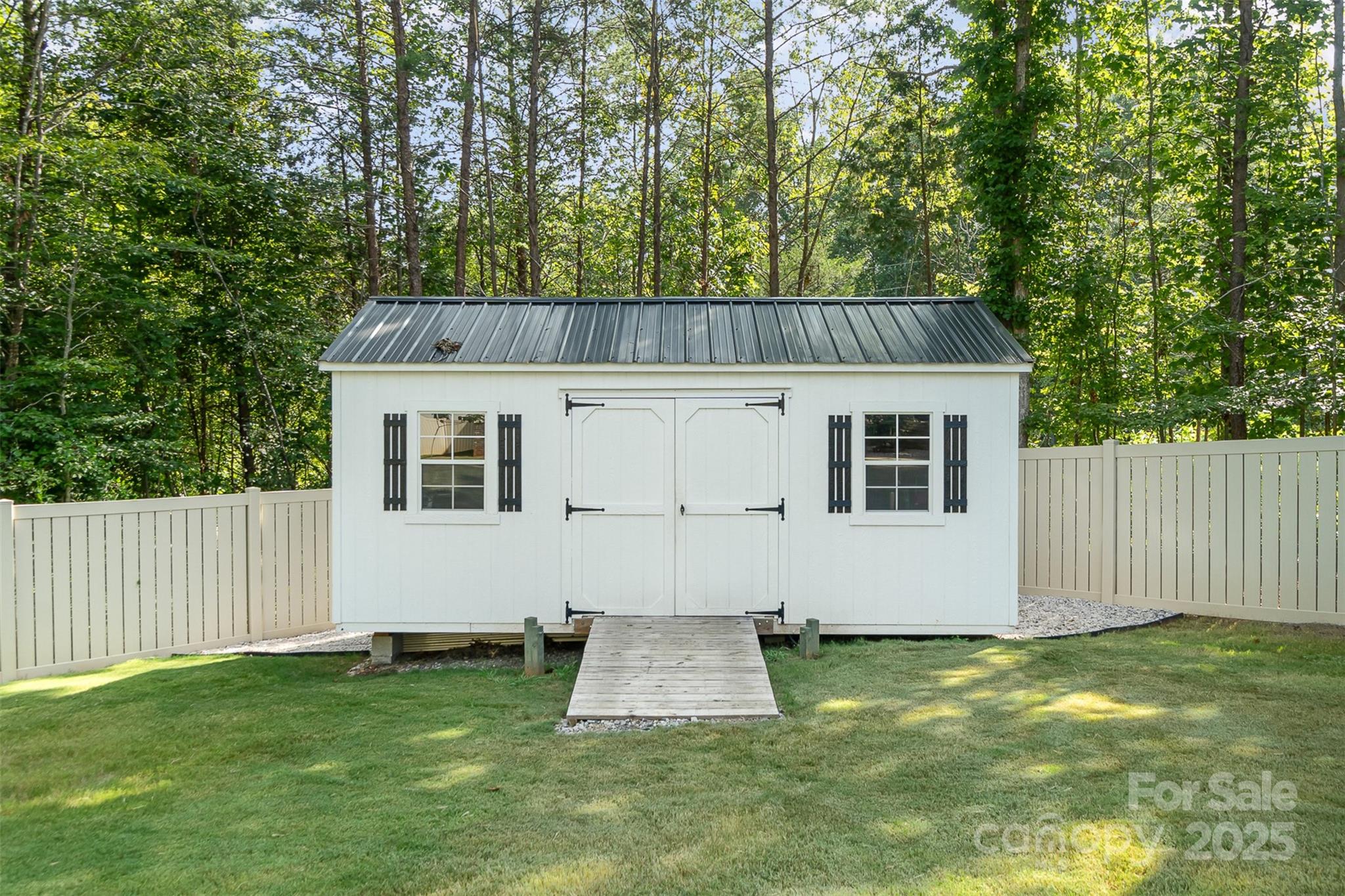 Sanders Landing - Residential