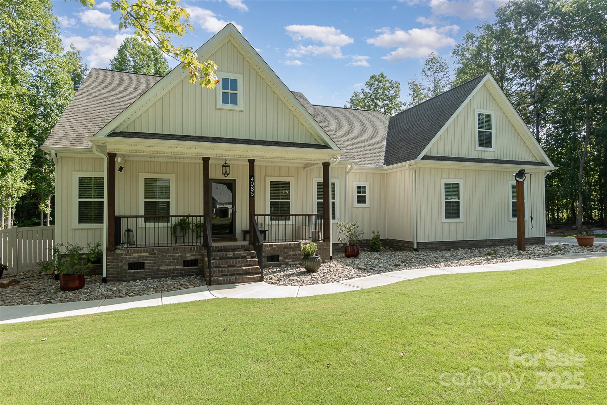 Sanders Landing - Residential