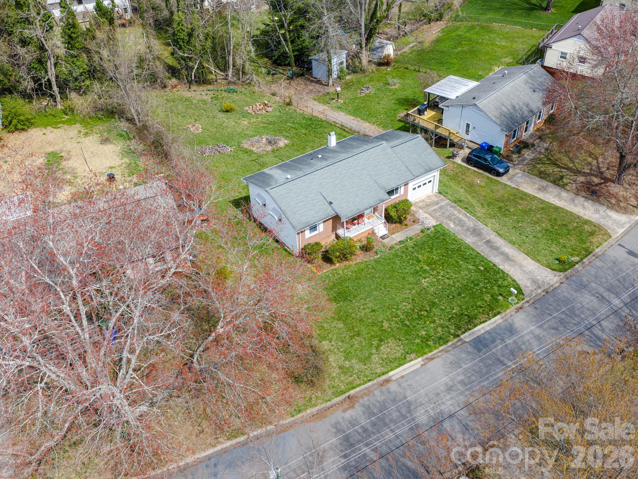 Knollwood - Residential