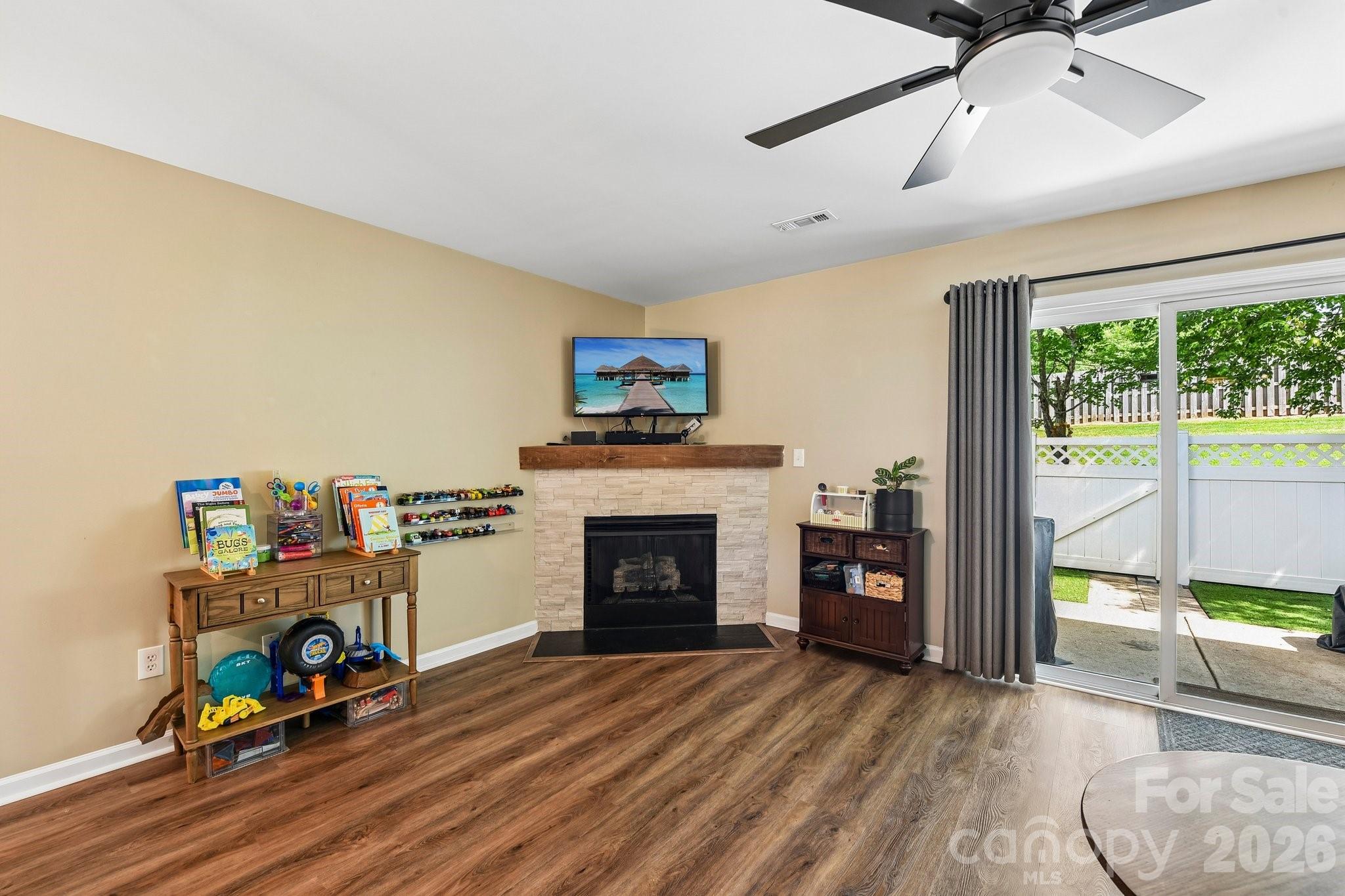 Sheffield Pointe - Residential