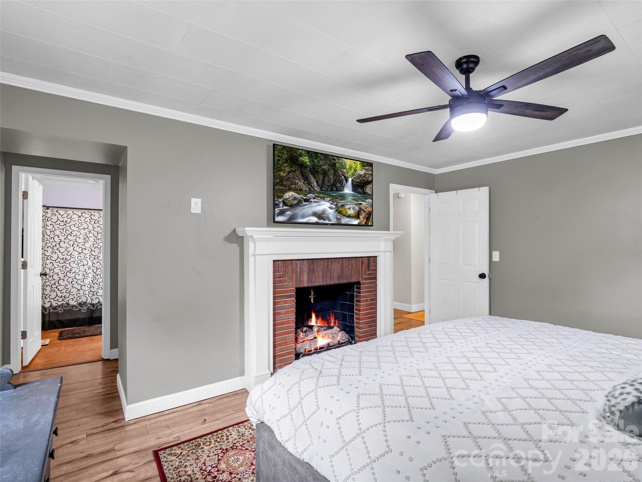 Hillcrest - Residential