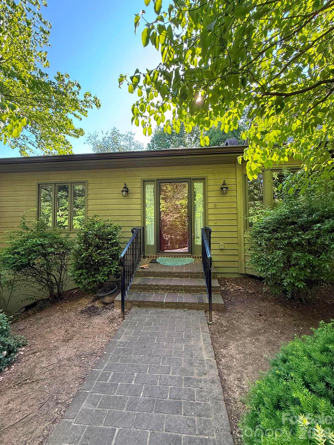 Hunting Country Trails - Residential
