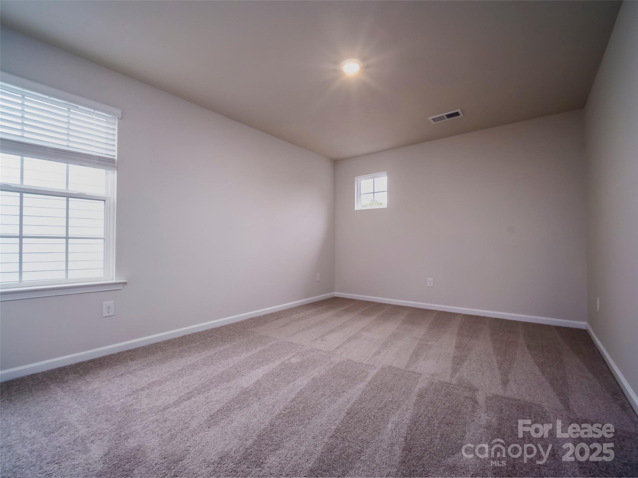 Redhawk - Residential Lease