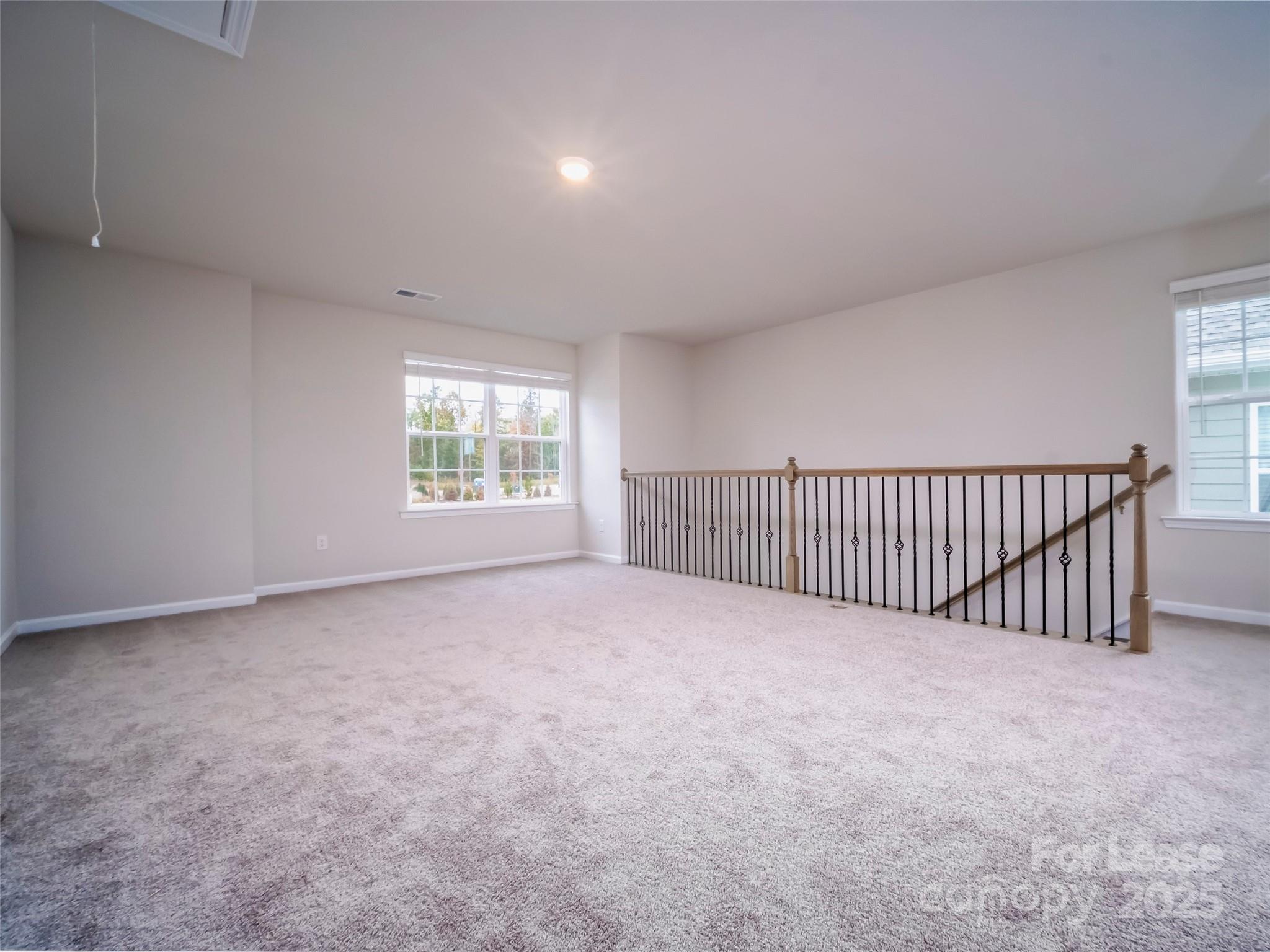 Redhawk - Residential Lease