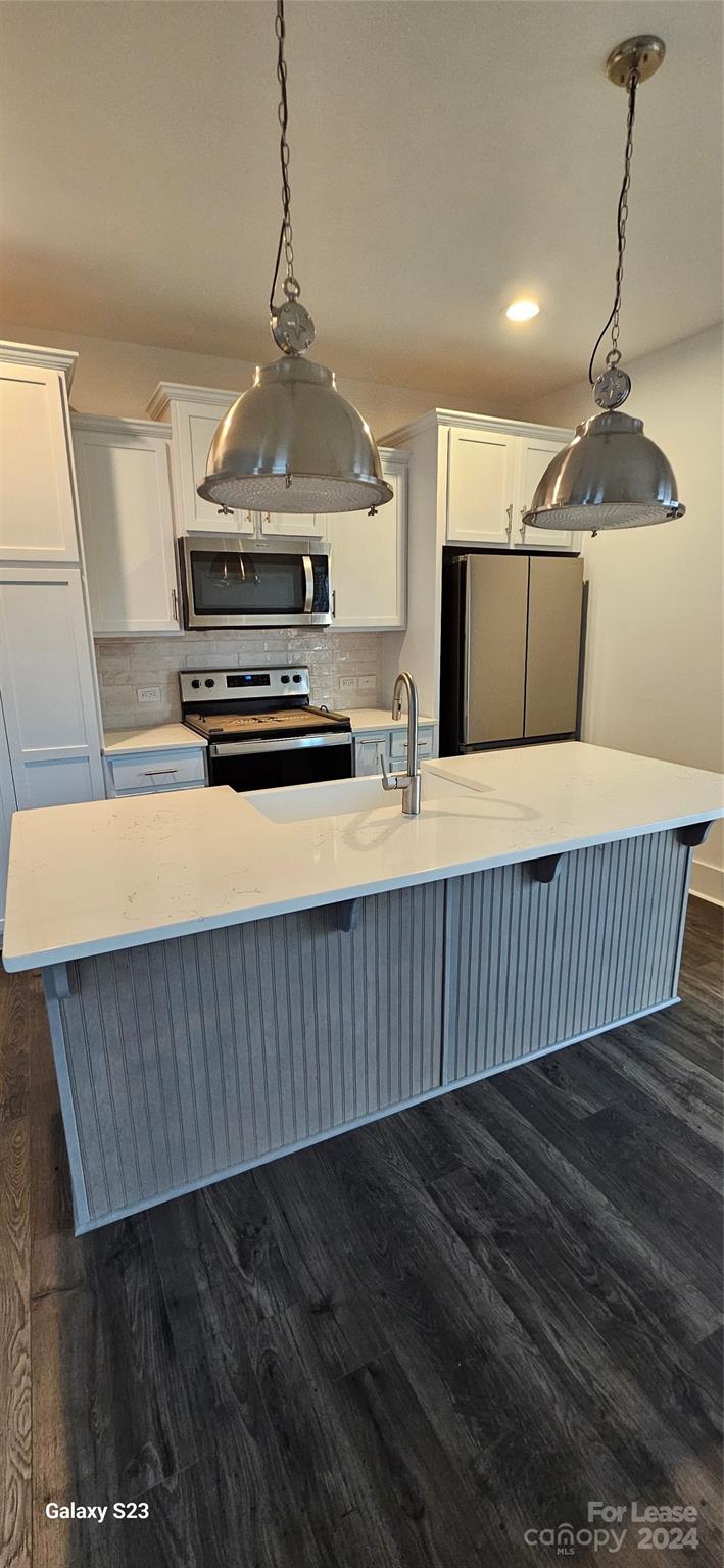 Edgewater - Residential Lease