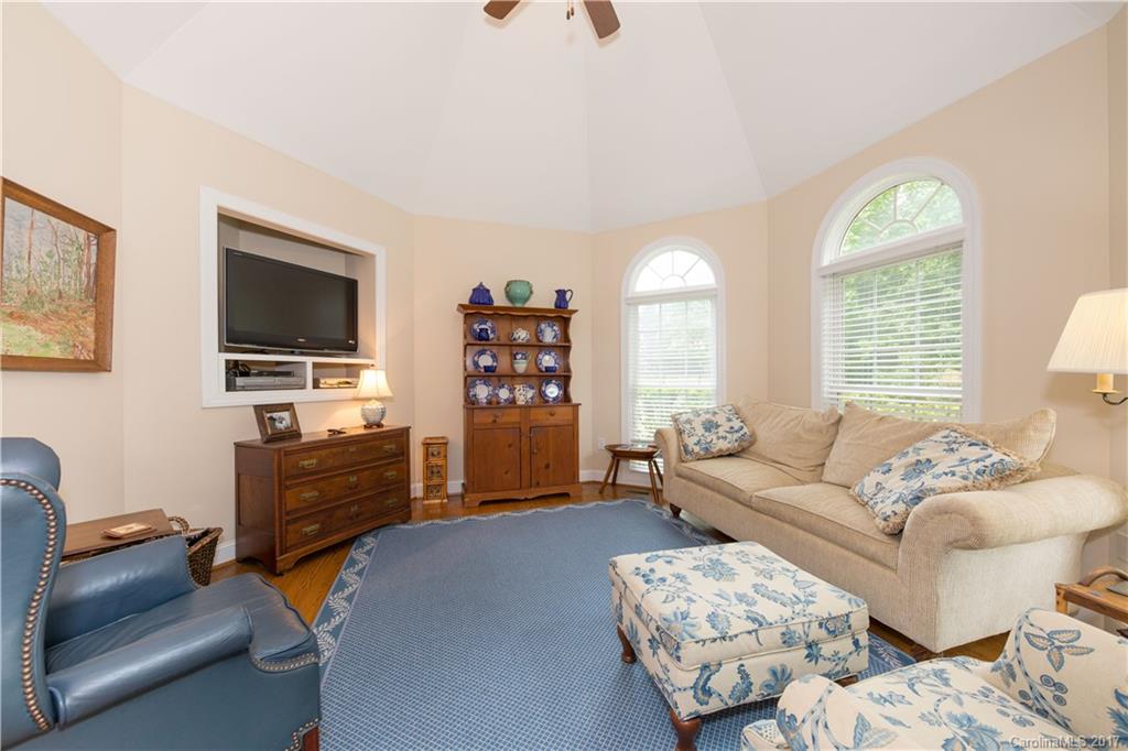 Laurel Creek - Residential