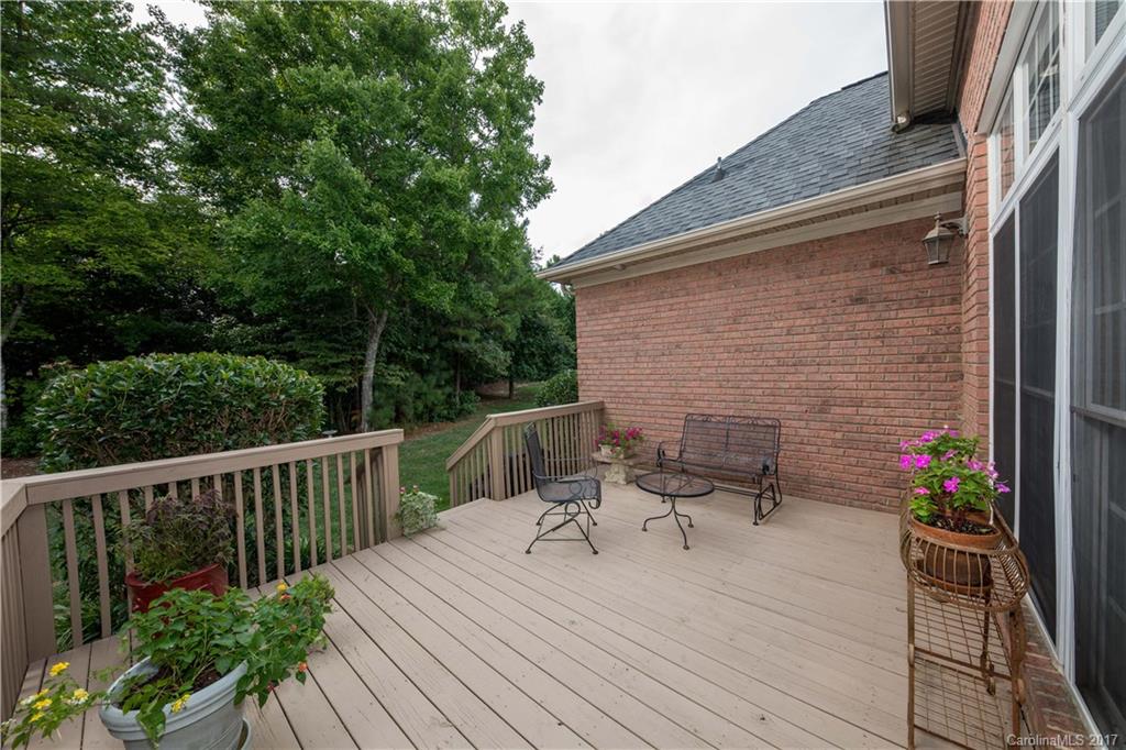 Laurel Creek - Residential