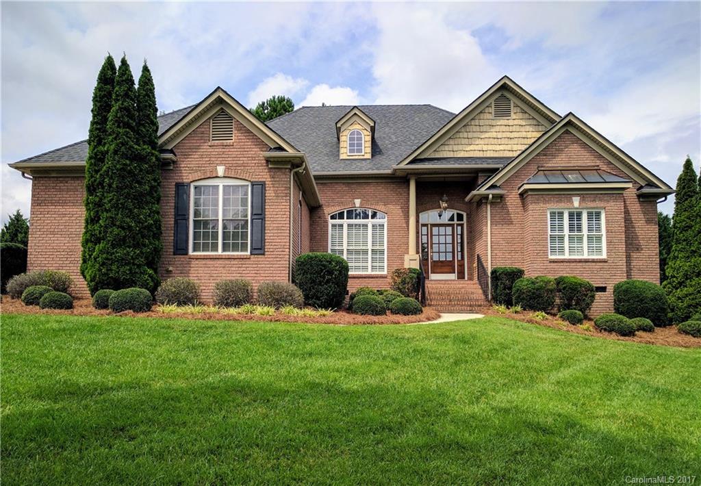 Welcome to the lifestyle of Laurel Creek. Beautiful Custom built brick home. Foyer Entry to Formal DR w/chairrail opens to lovely GR w/coffered clg, custom built ins, fp w/gas logs & lots of windows. Huge open kitchen w/center island & tons of storage, breakfast rm that opens to bright & cozy keeping rm. Spacious Mstr suite on main, 5 BR's & 4 full BA's. Plantation Shutters in front & GR. Dbl garage & deck overlooking private back yard w/full irrigation. Pool, Tennis, Clubhouse & walking trails.
