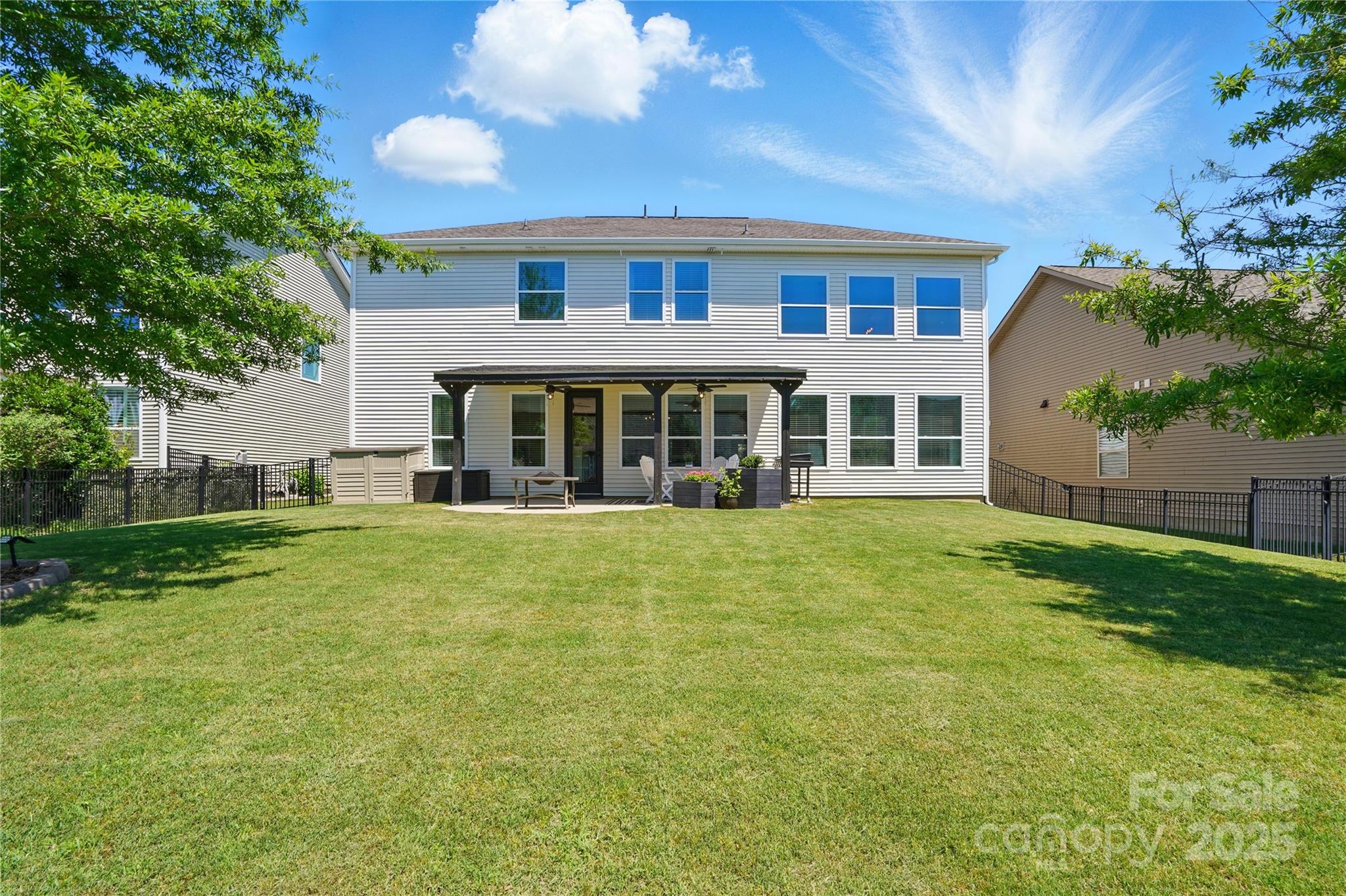 Kings Grove - Residential