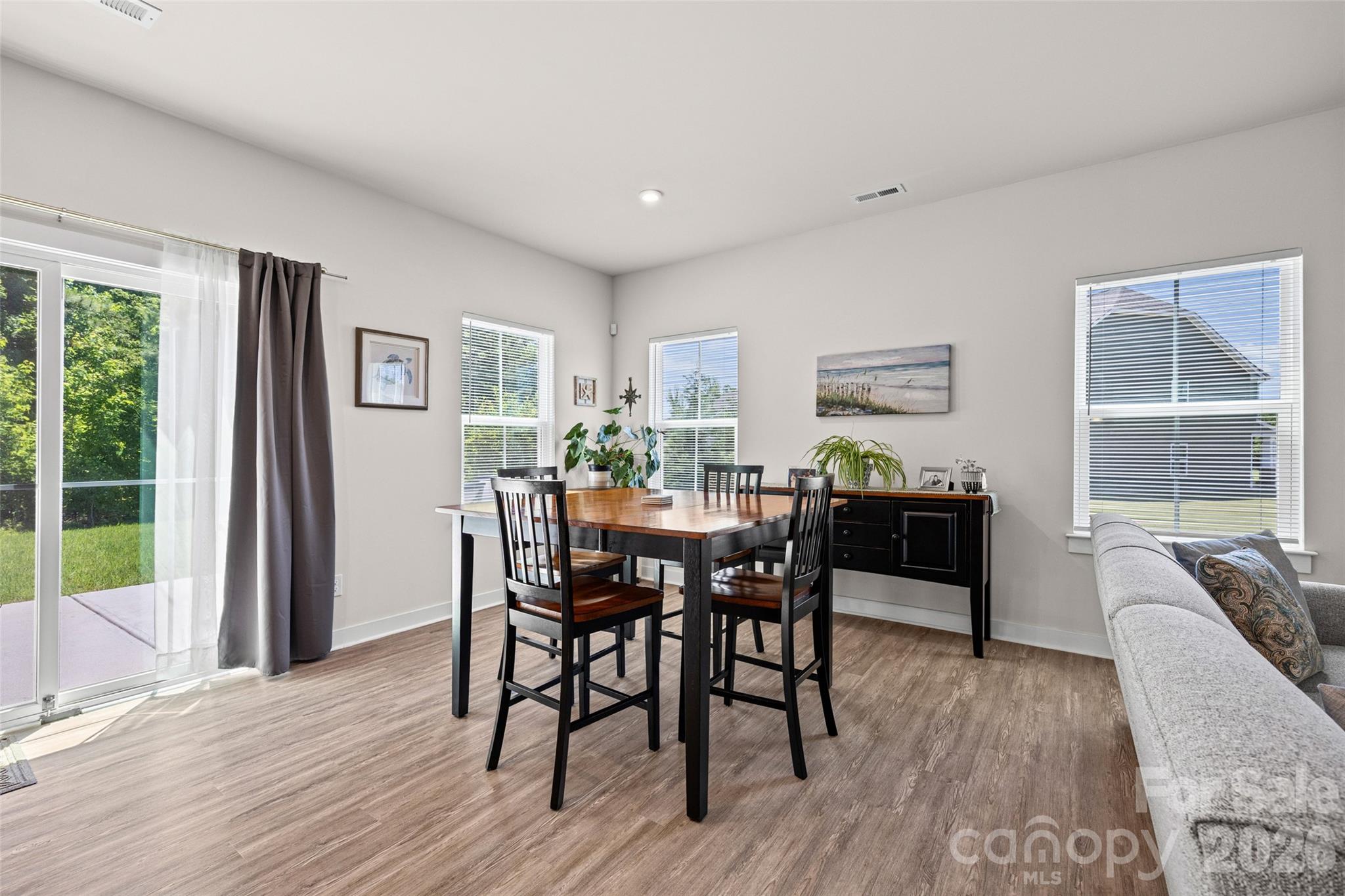 Holcomb Woods - Residential