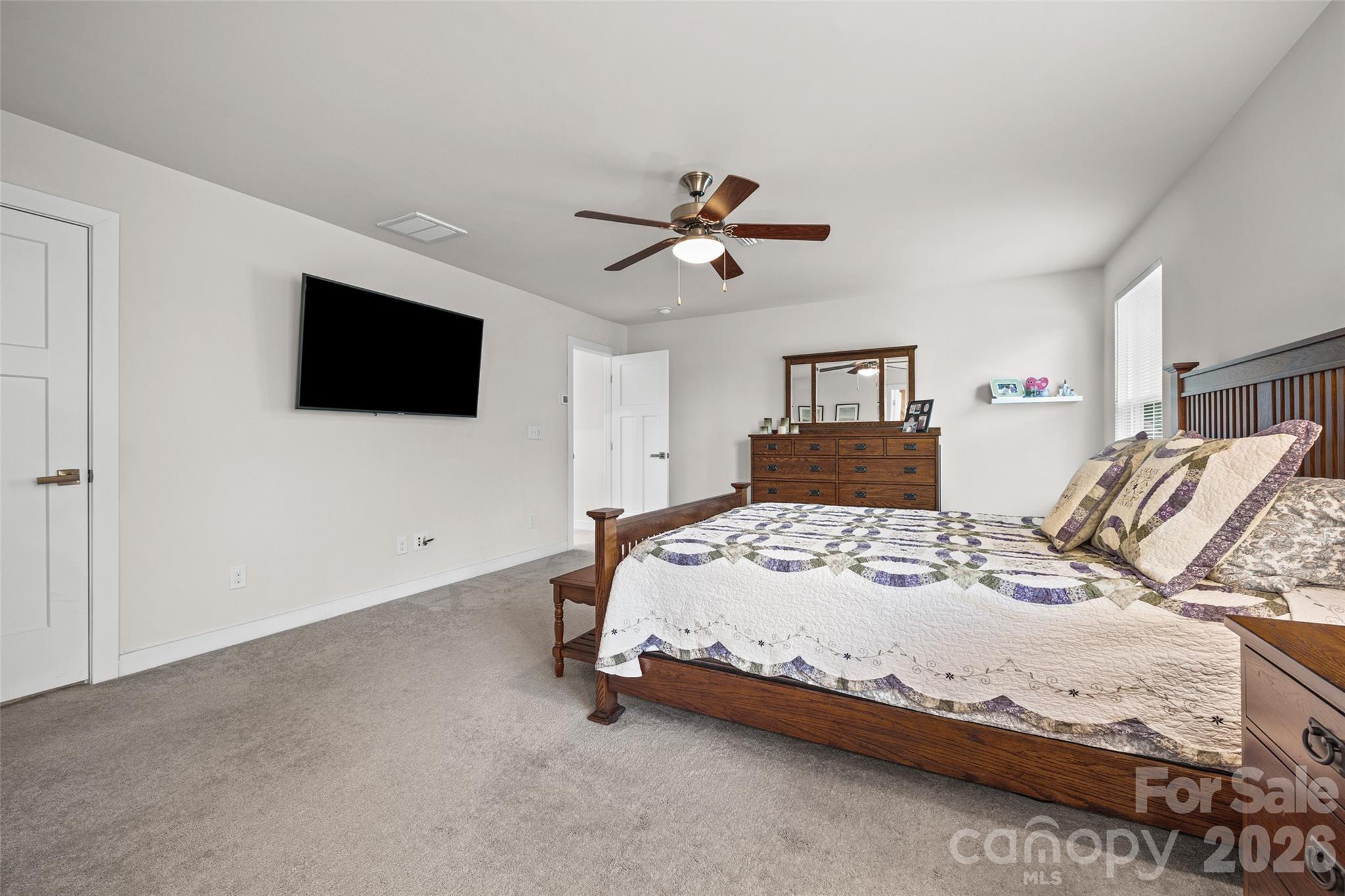 Holcomb Woods - Residential