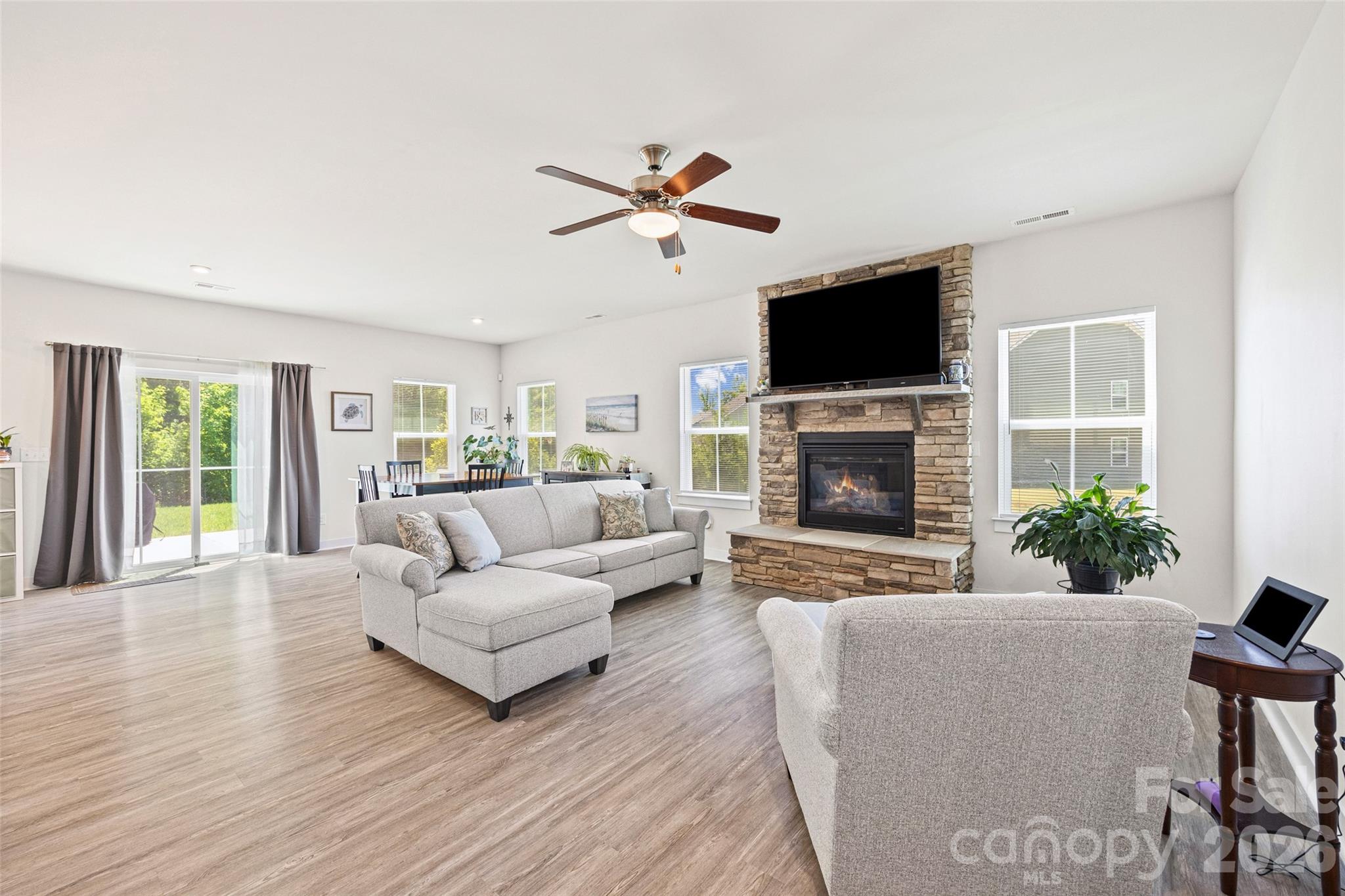 Holcomb Woods - Residential