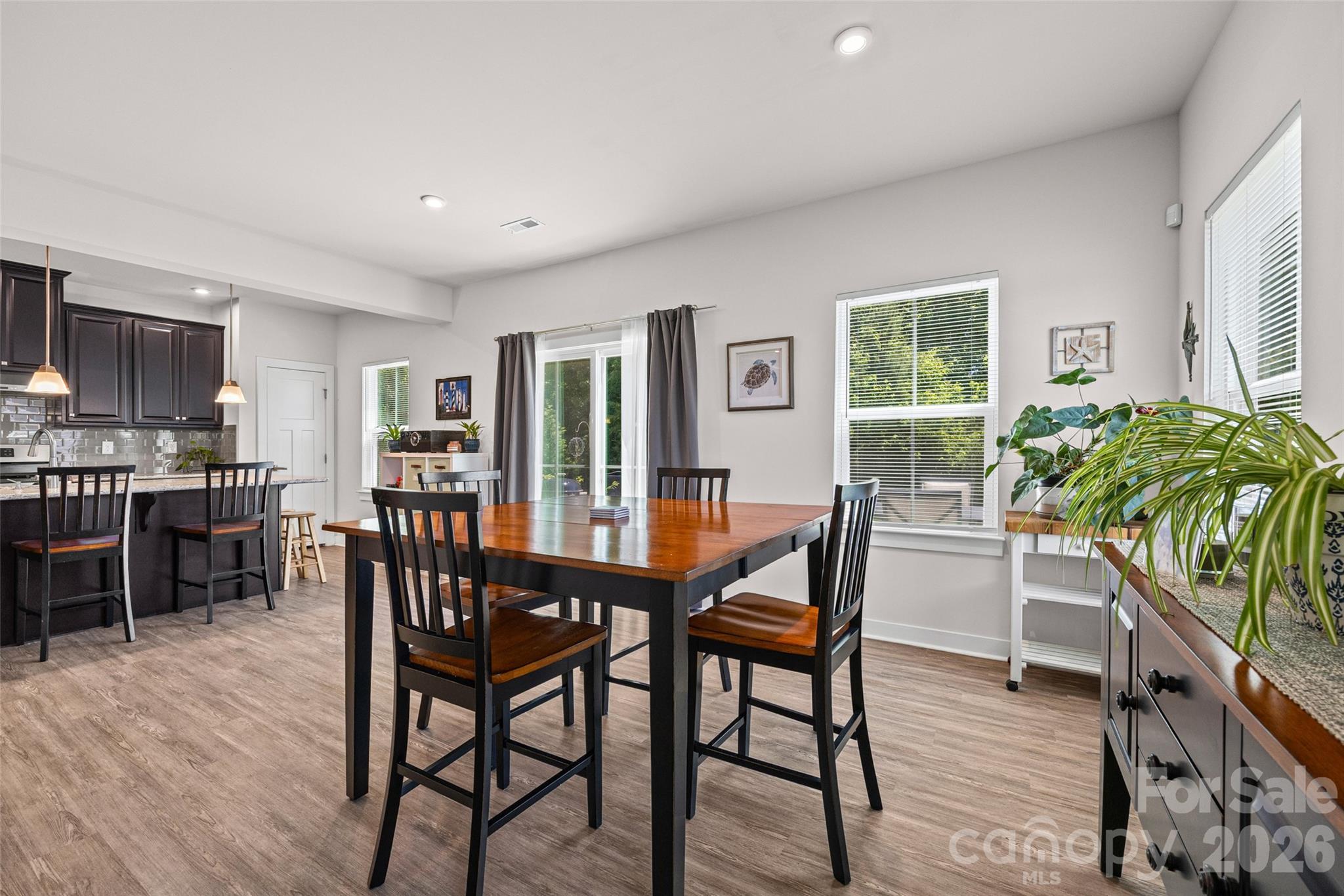 Holcomb Woods - Residential