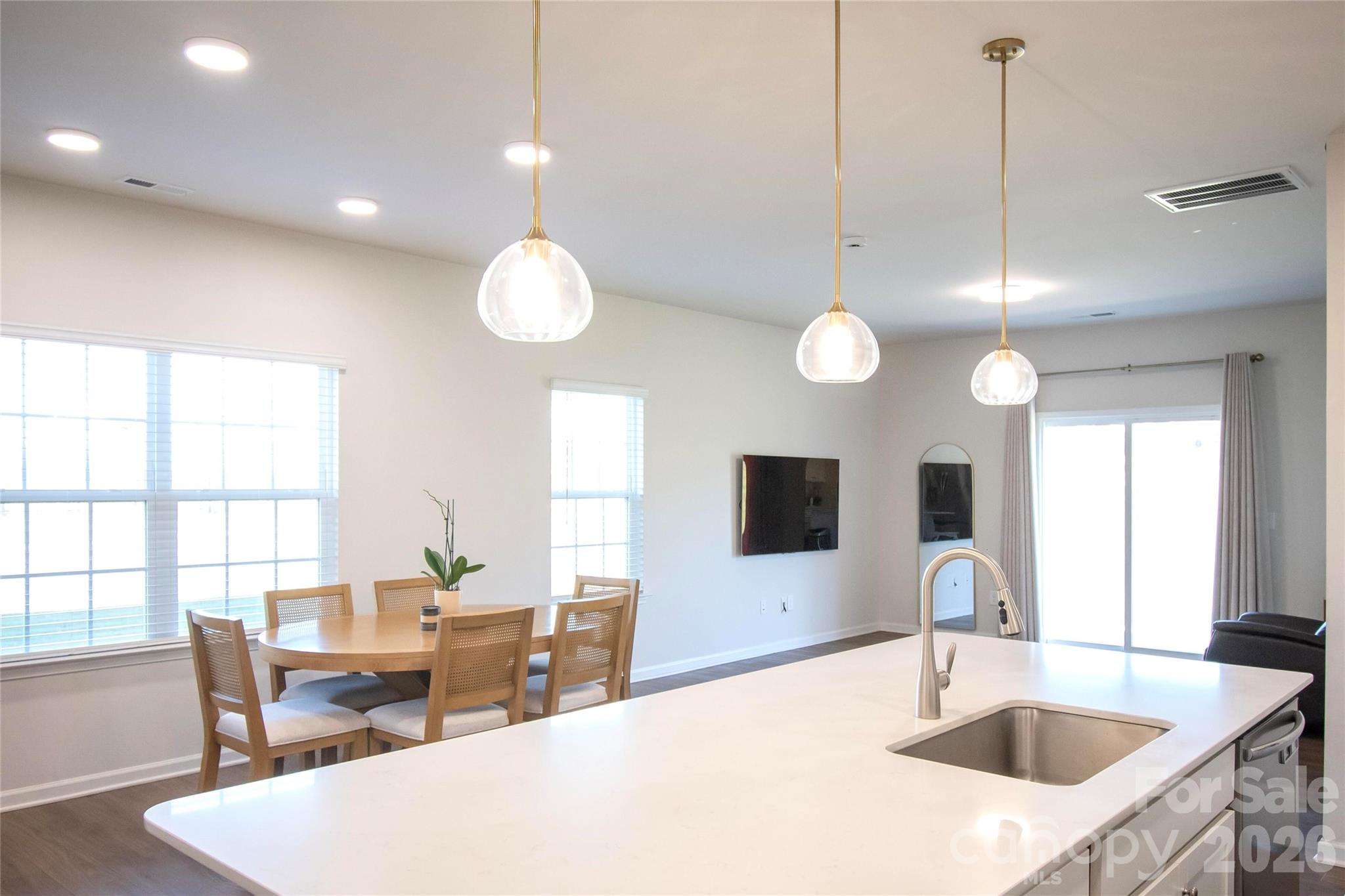Elizabeth - Residential