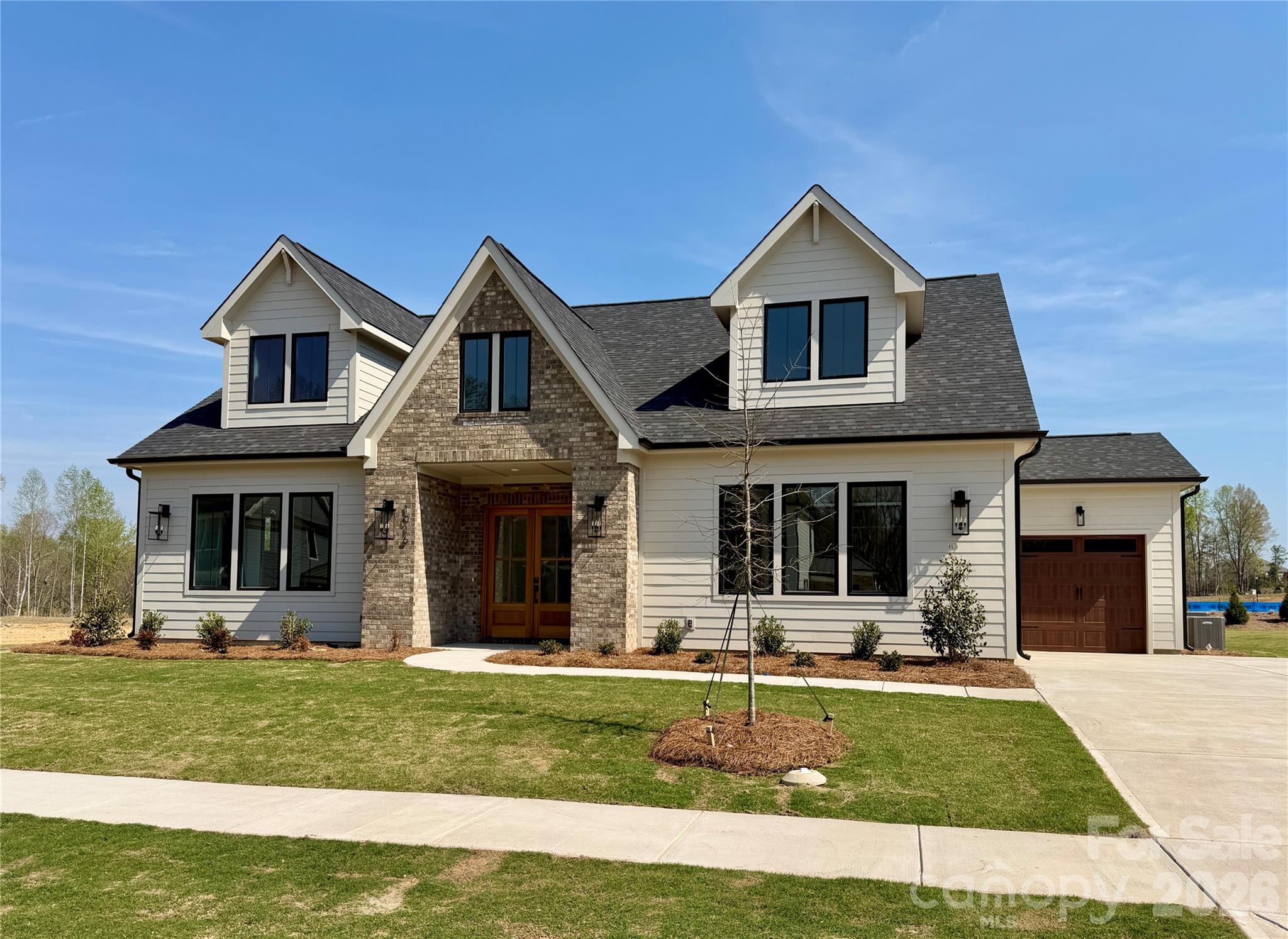 The Bluffs at Wesley Chapel - Residential