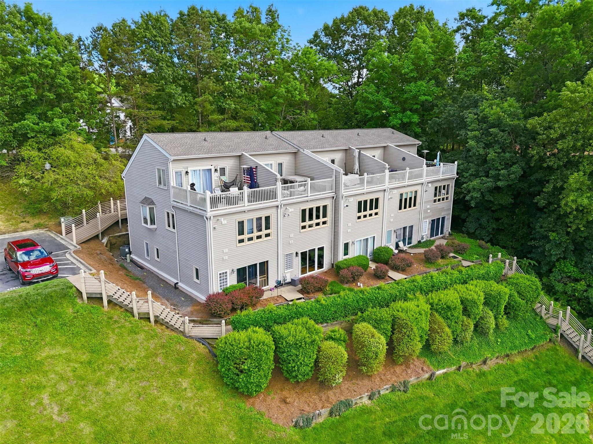The Yachtsman - Residential
