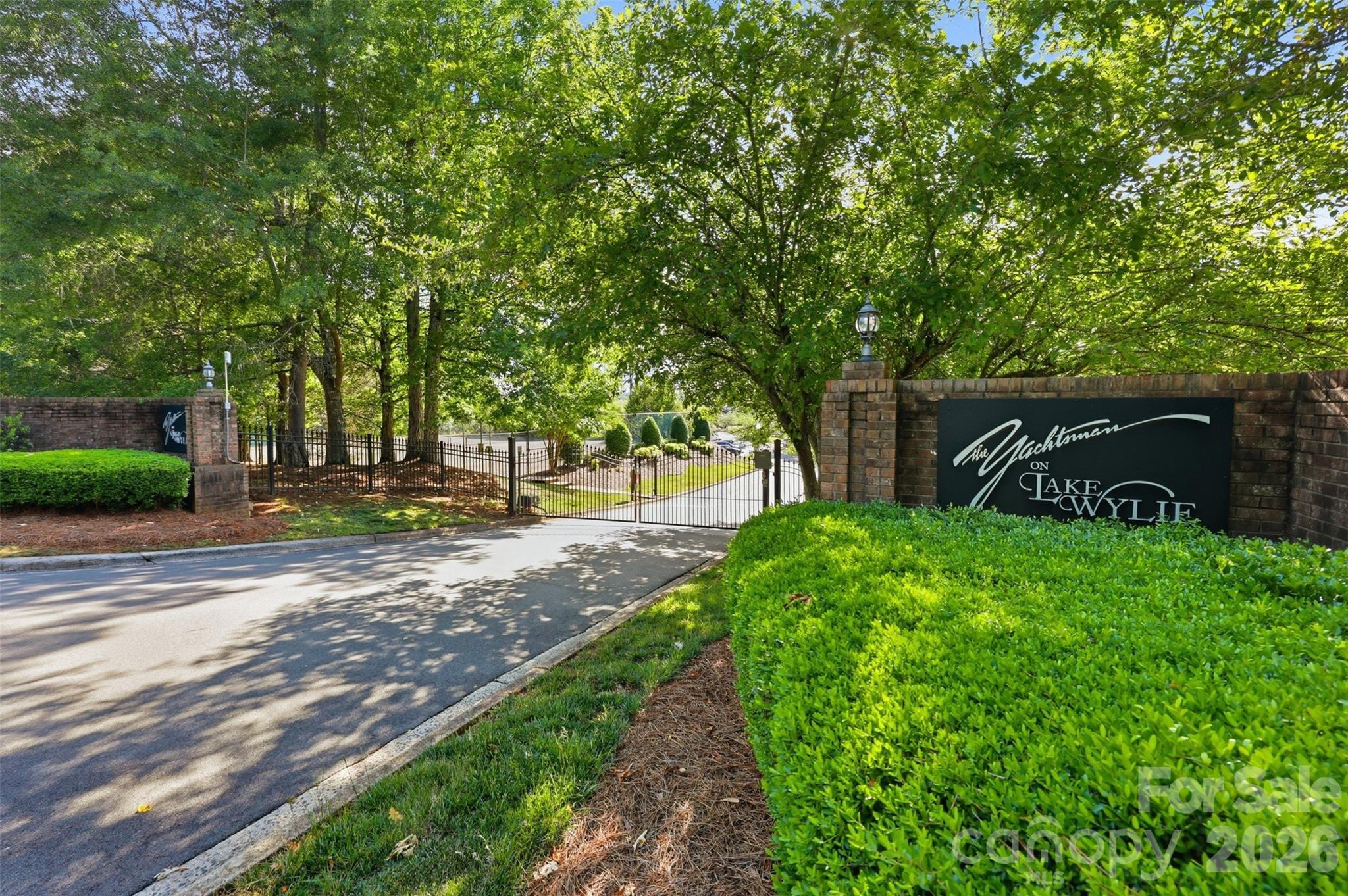 The Yachtsman - Residential