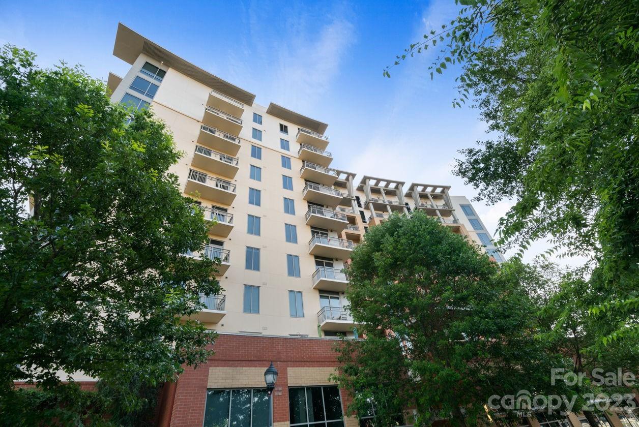 Royal Court - Residential
