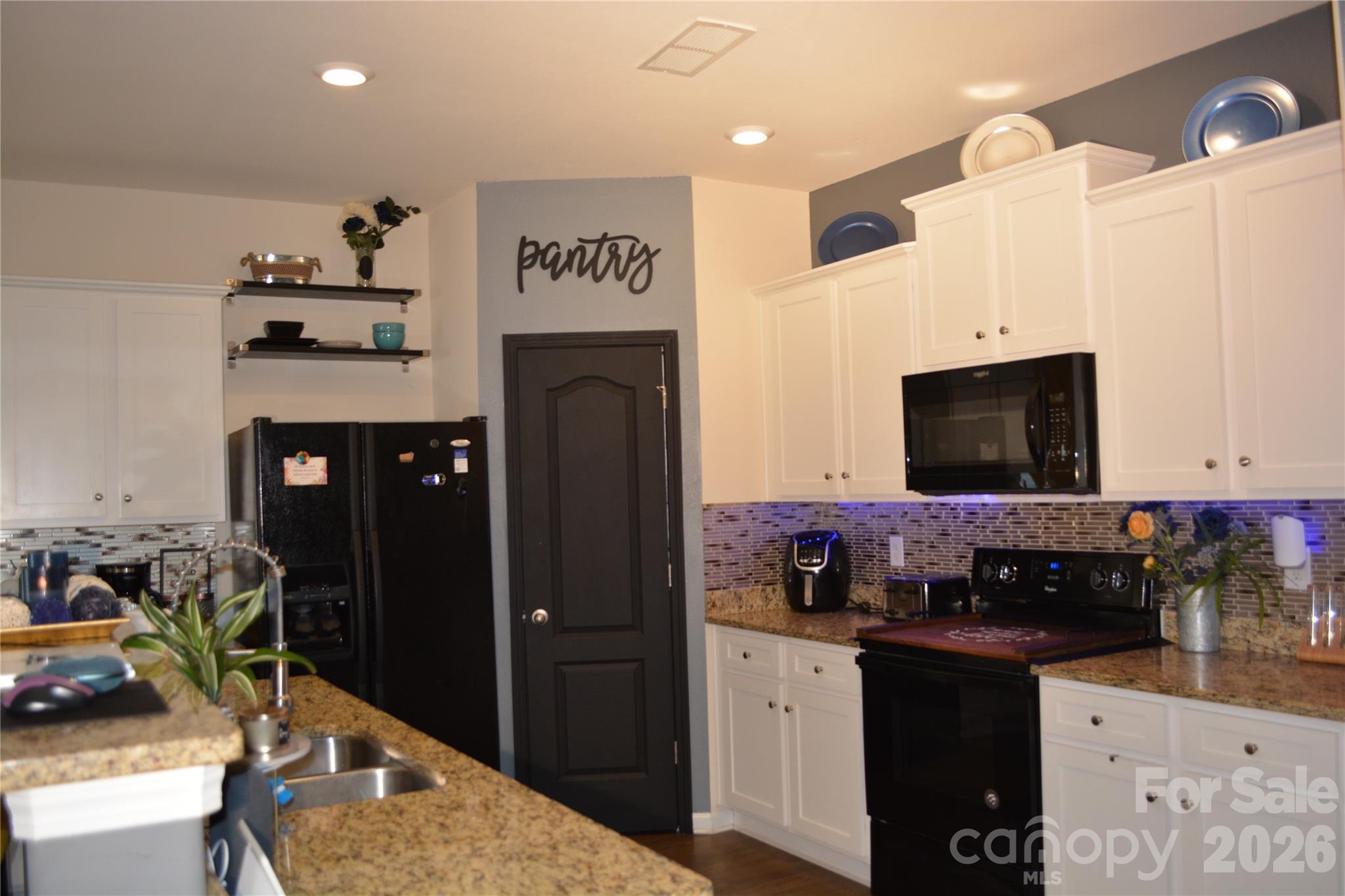 The Reserve at Canyon Hills - Residential