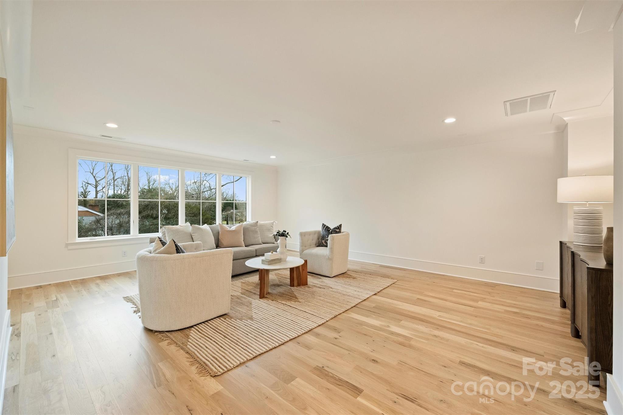 Lansdowne - Residential