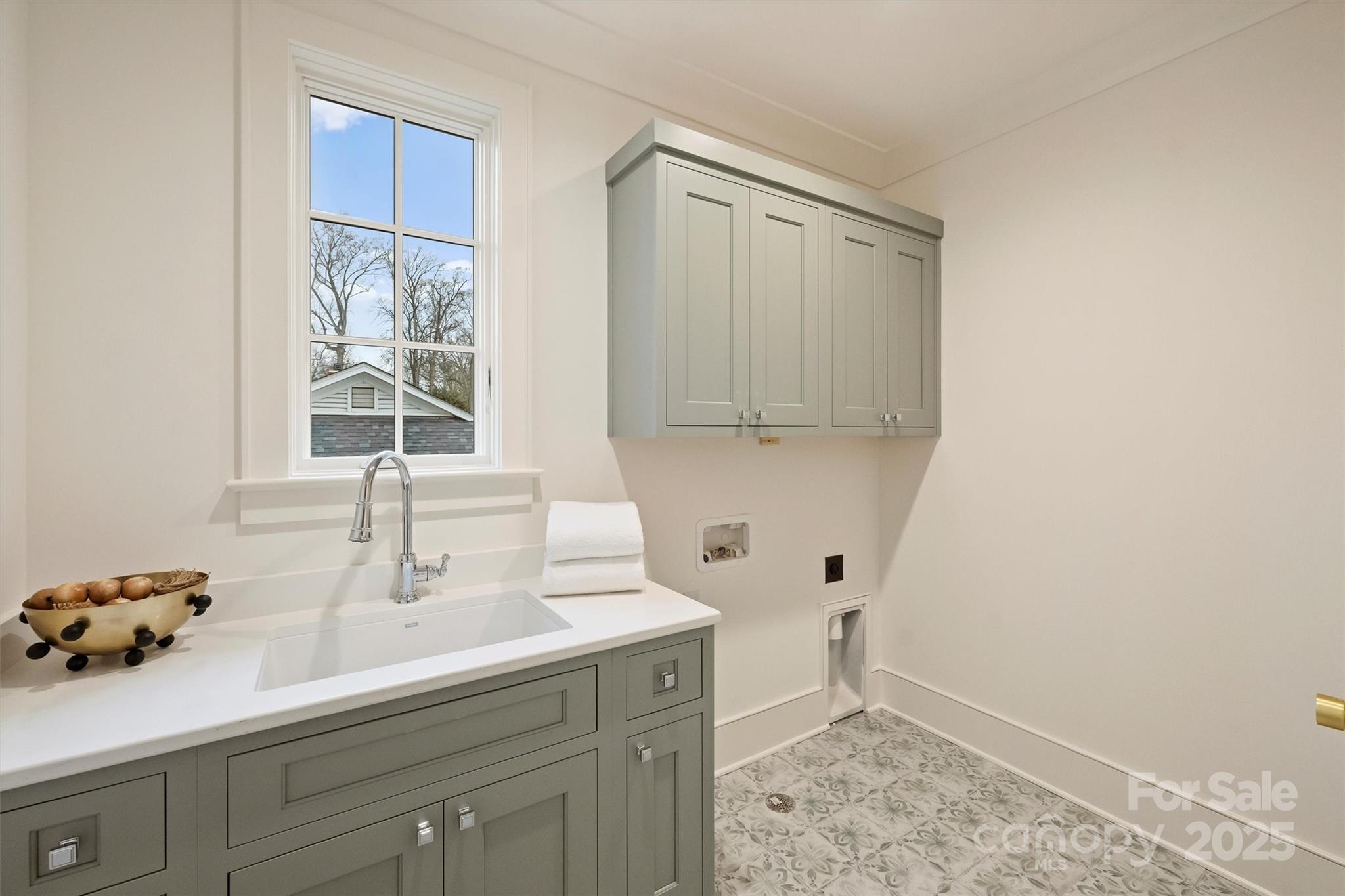 Lansdowne - Residential