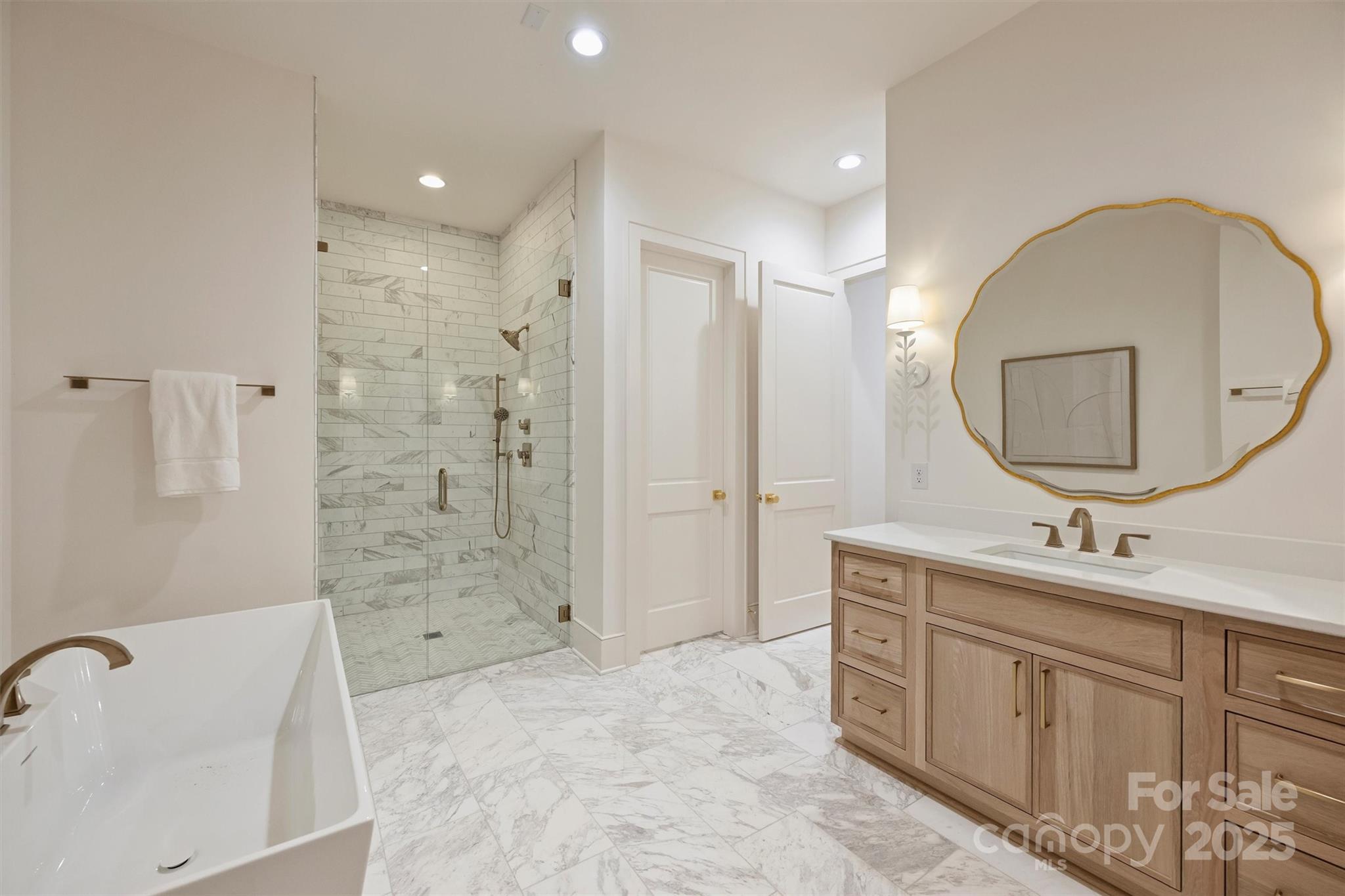 Lansdowne - Residential