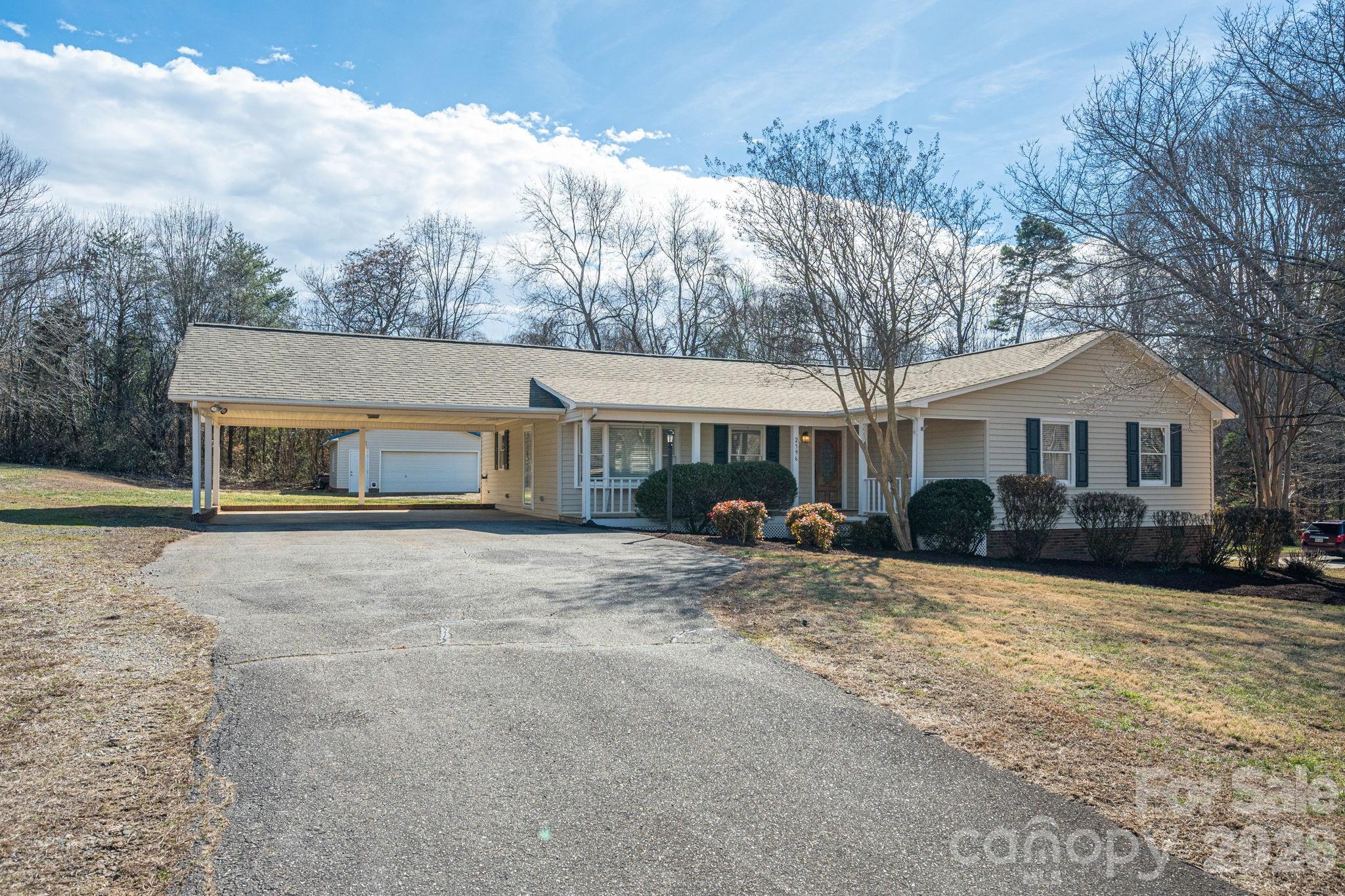 LINCOLN FOREST - Residential