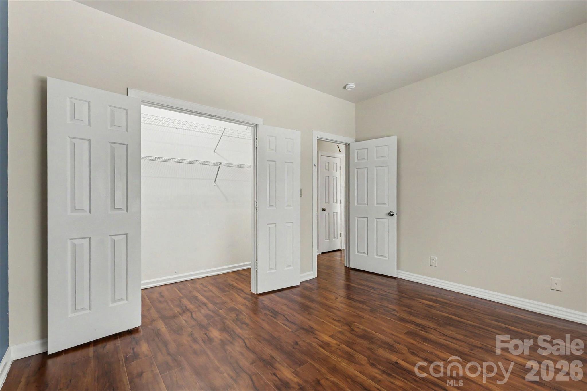 Davis Lake - Residential