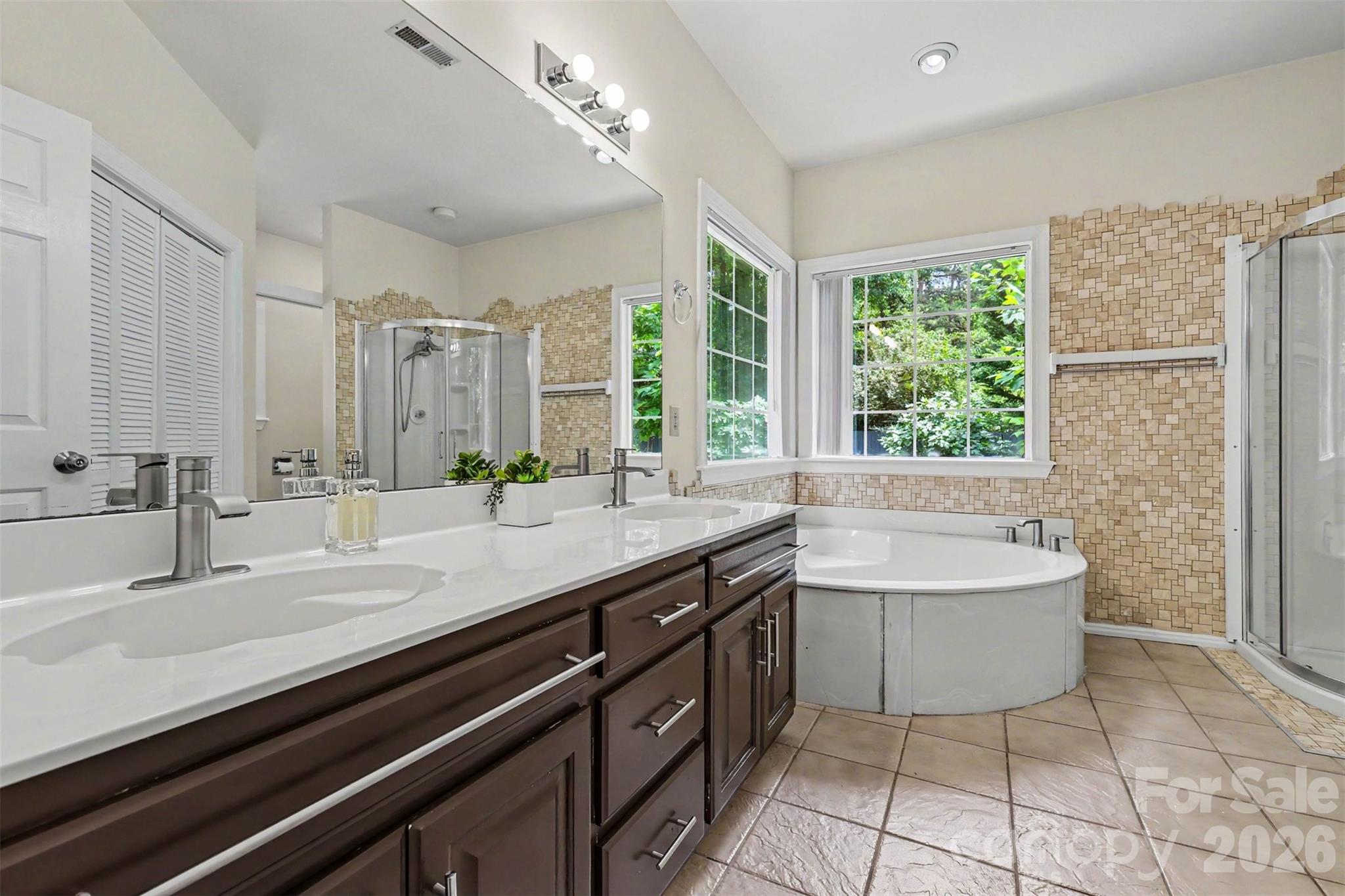 Davis Lake - Residential