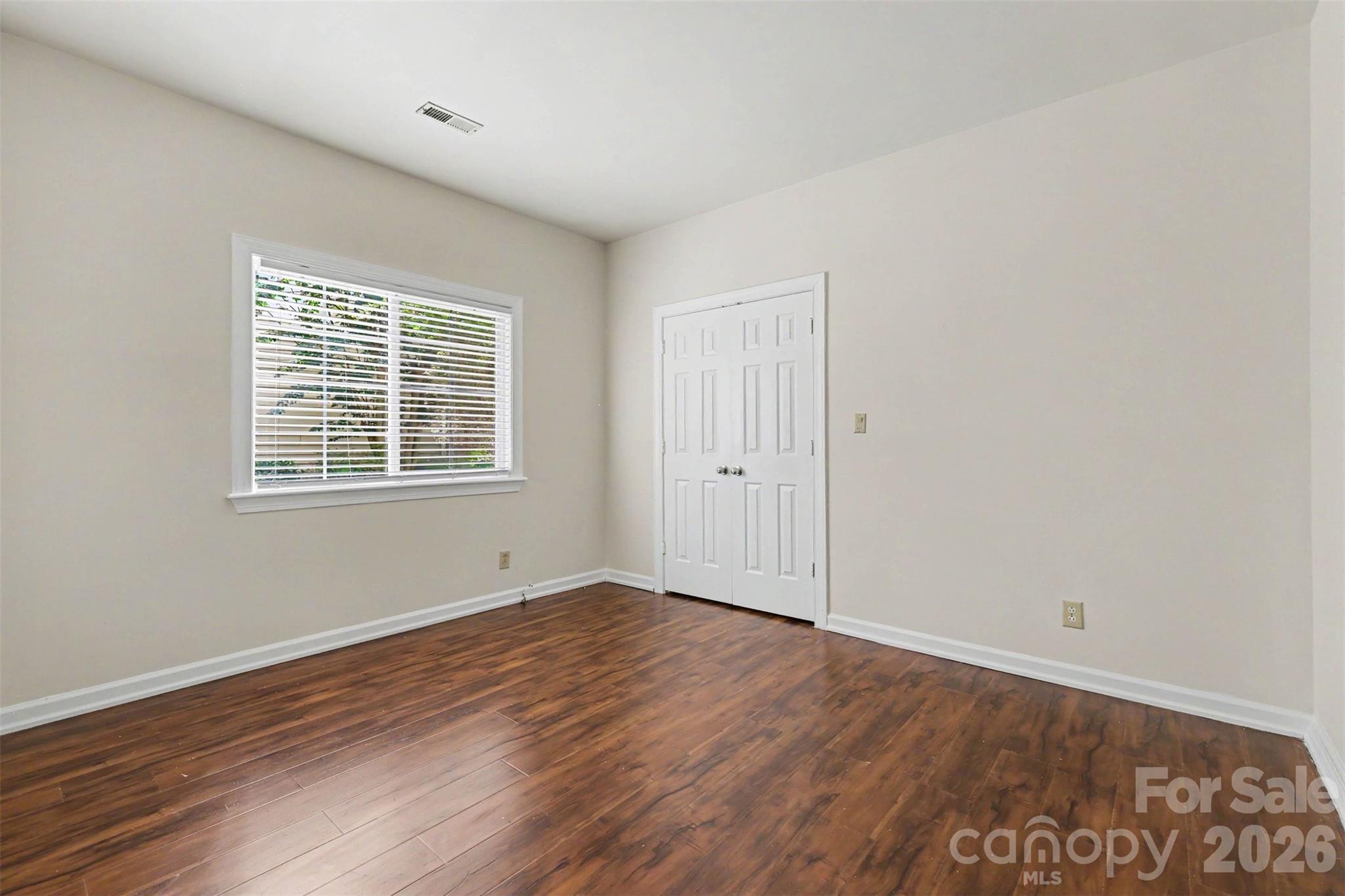 Davis Lake - Residential