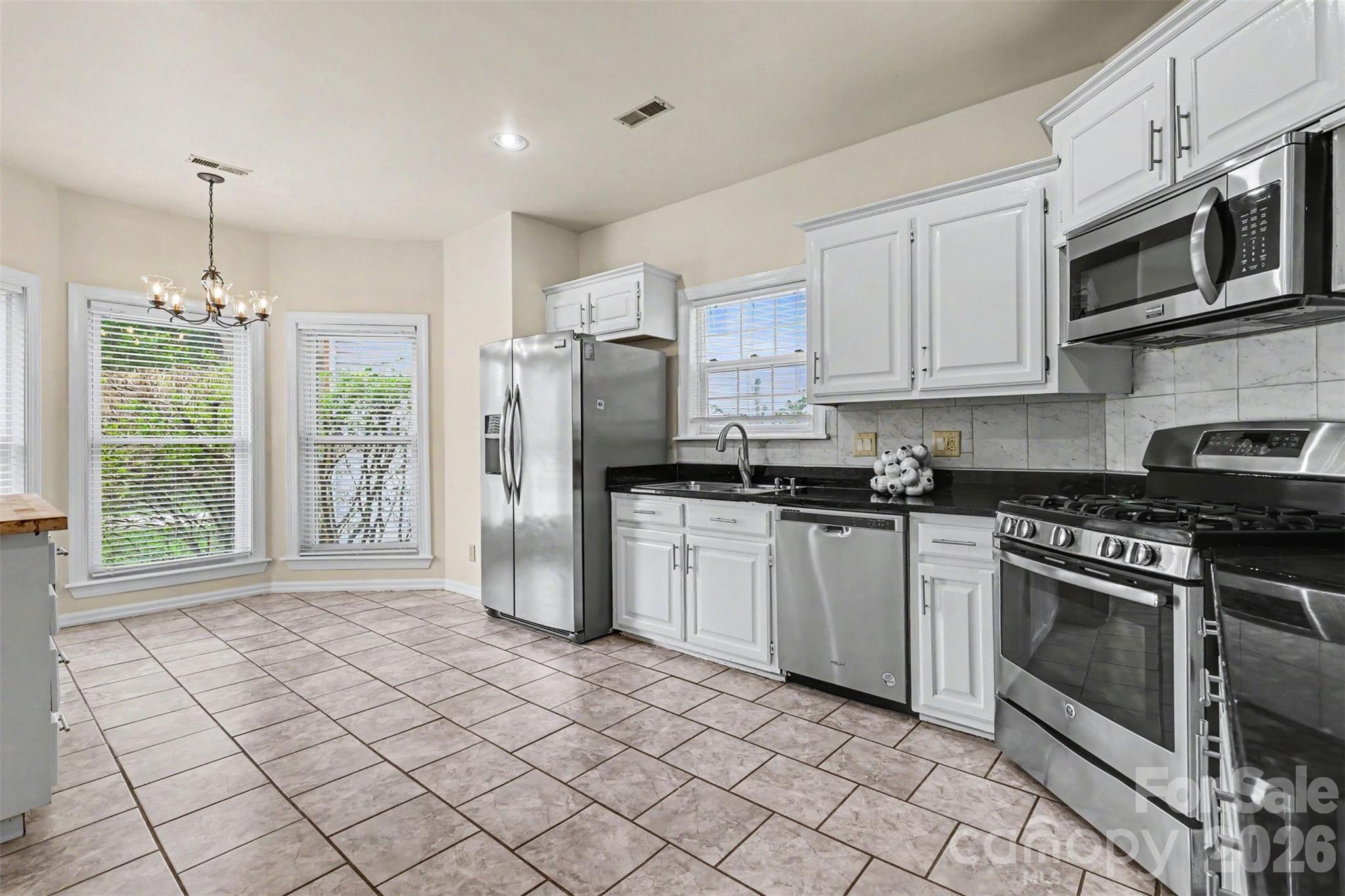 Davis Lake - Residential