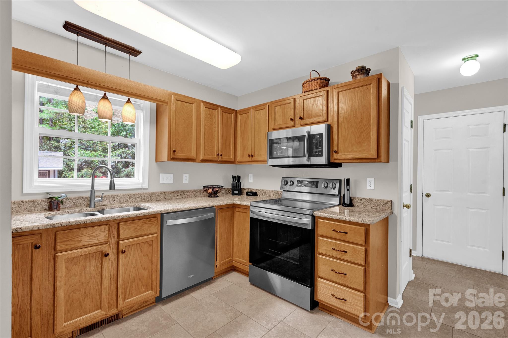 Anchors Landing - Residential