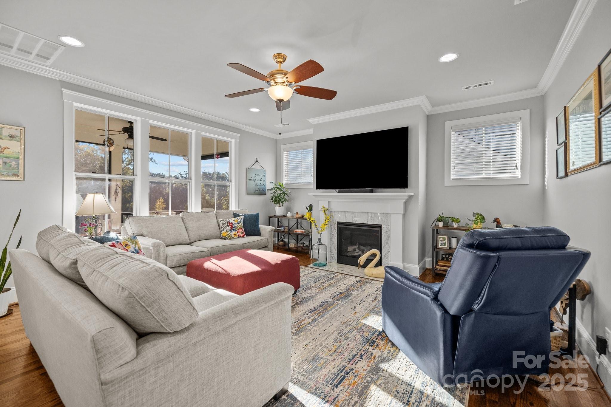 Riverwalk - Residential
