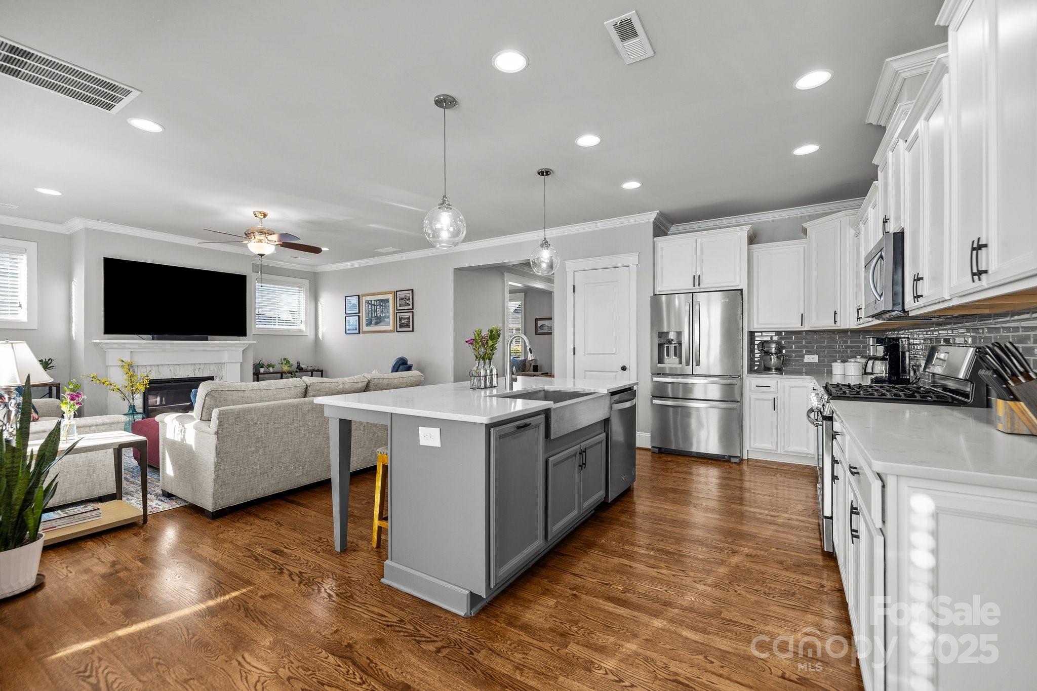 Riverwalk - Residential