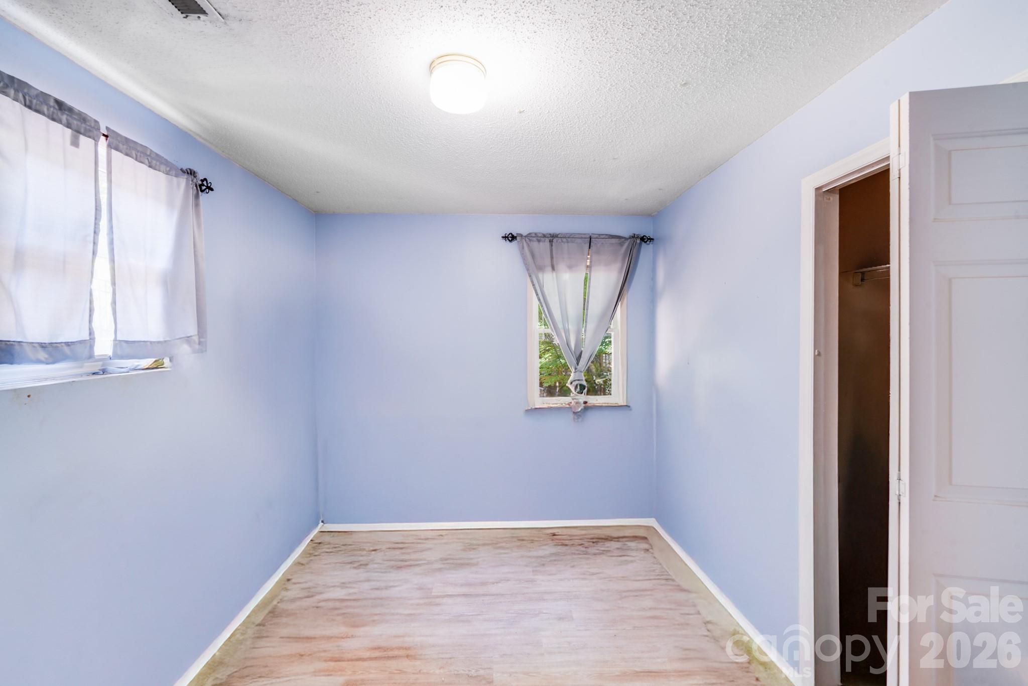 Tega Cay - Residential