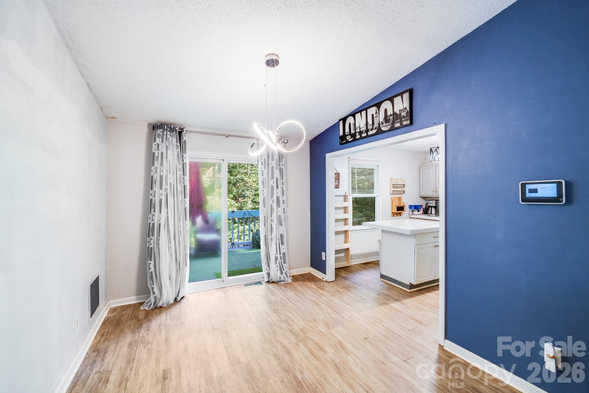 Tega Cay - Residential