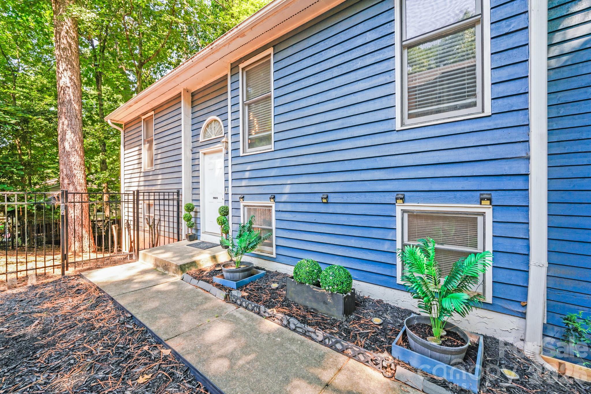 Tega Cay - Residential