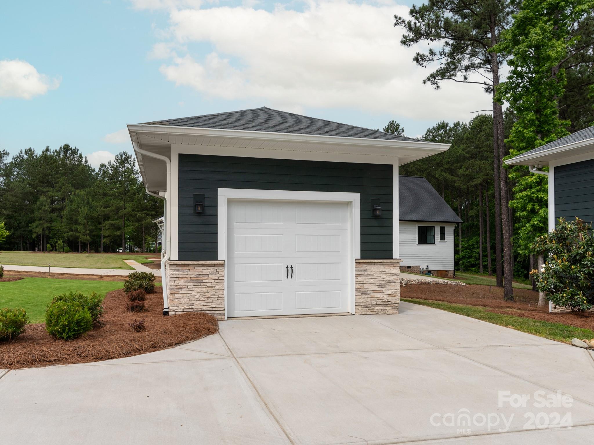 Riverchase Estates - Residential