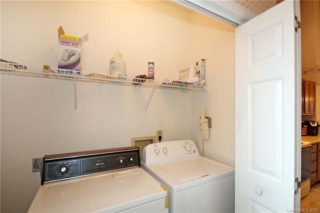 Twin Oaks - Residential