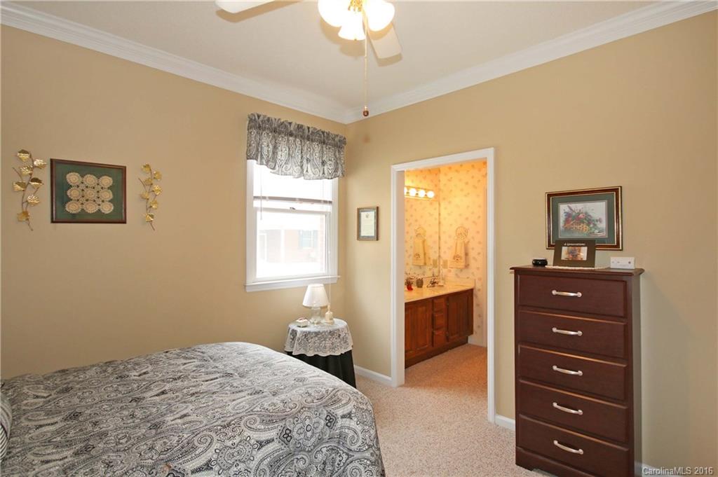Twin Oaks - Residential