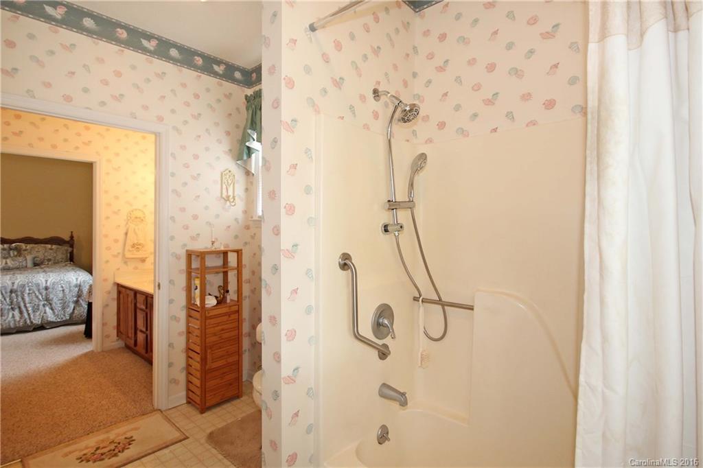 Twin Oaks - Residential