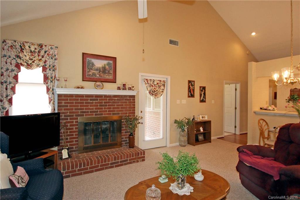 Twin Oaks - Residential