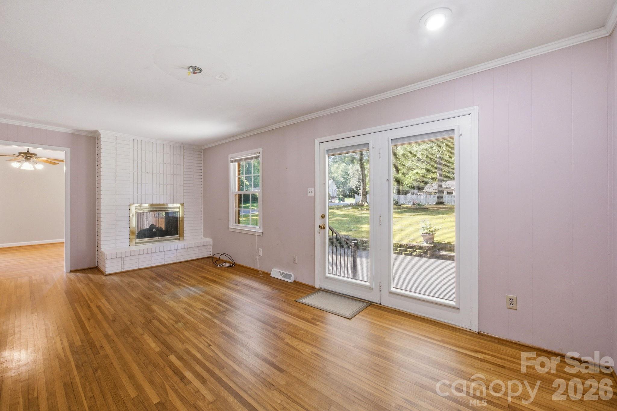 Beverly Woods - Residential