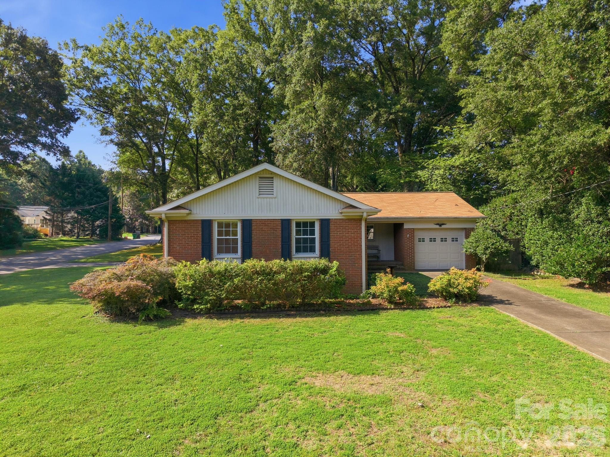 Beverly Woods - Residential