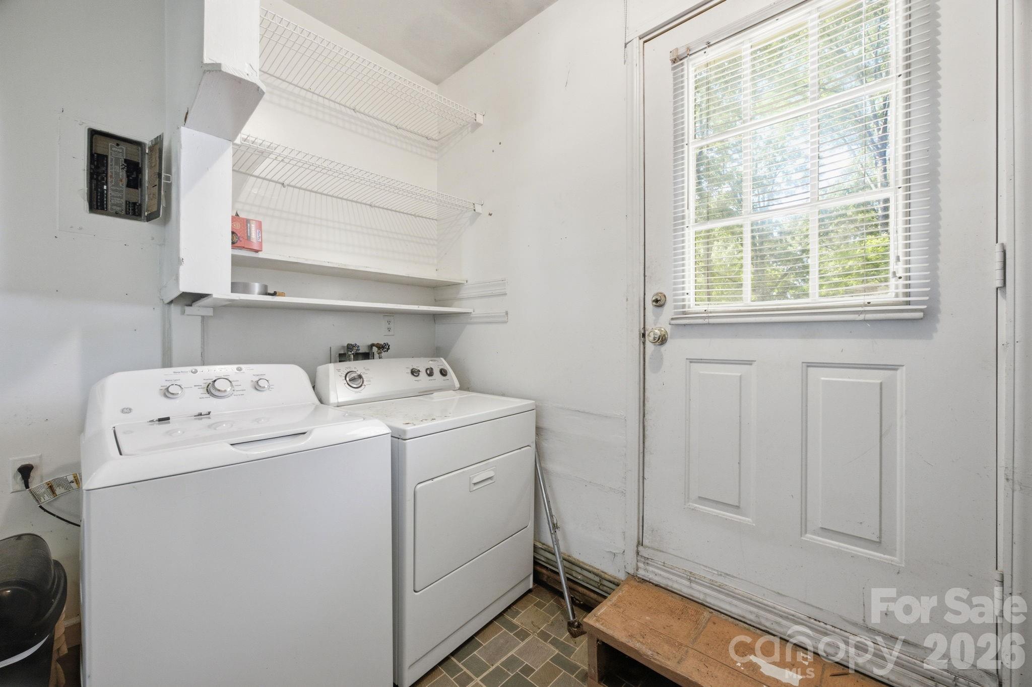 Beverly Woods - Residential